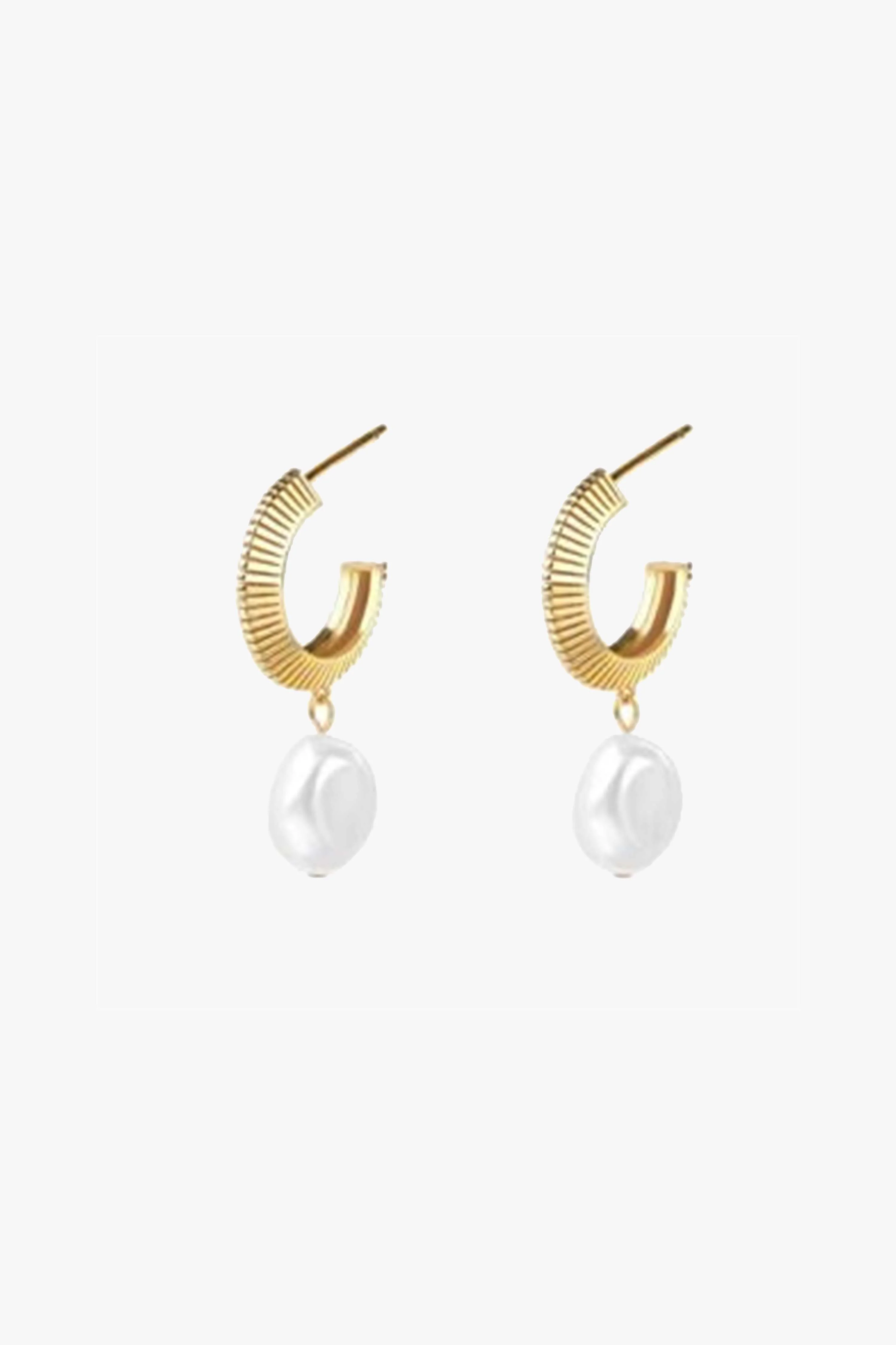 Aada Pearl Gold Hoop Earrings