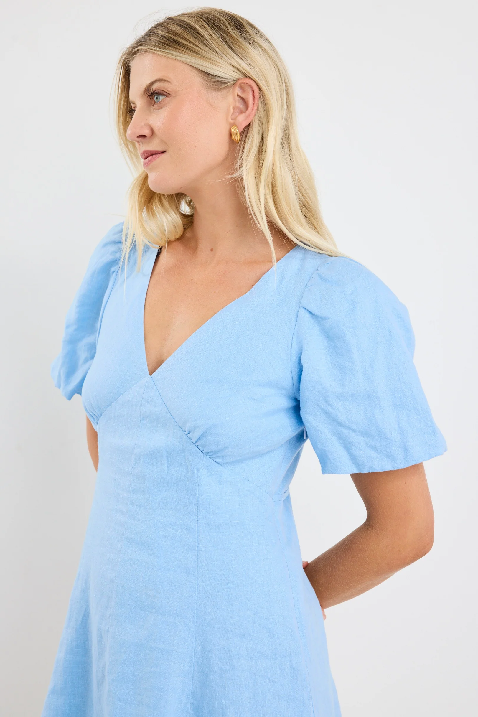 Adelaide Sky Blue Linen Puff Sleeve Panelled Mini Dress - Image 4