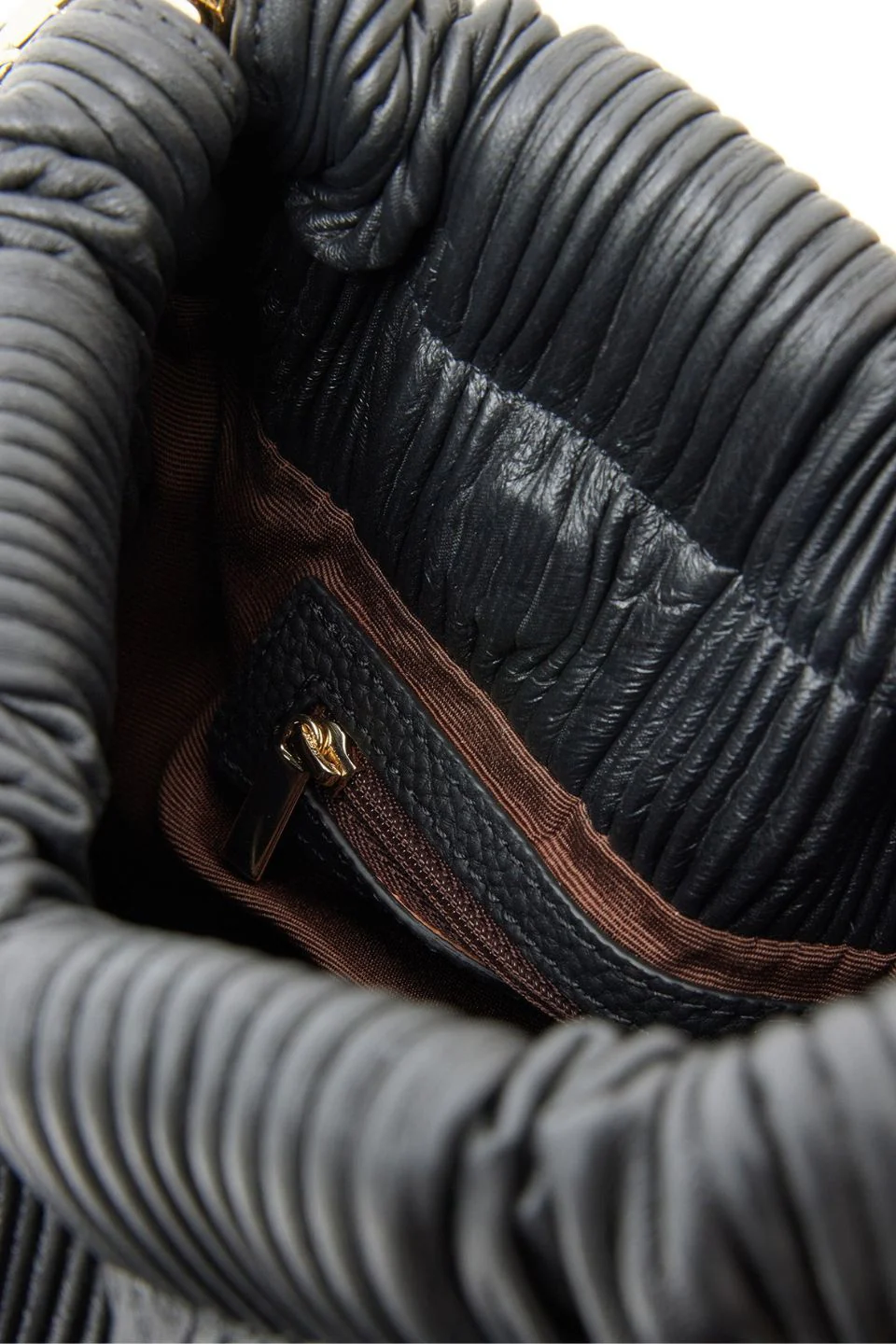 Alexis Shoulder Bag Black Pleat - Image 5