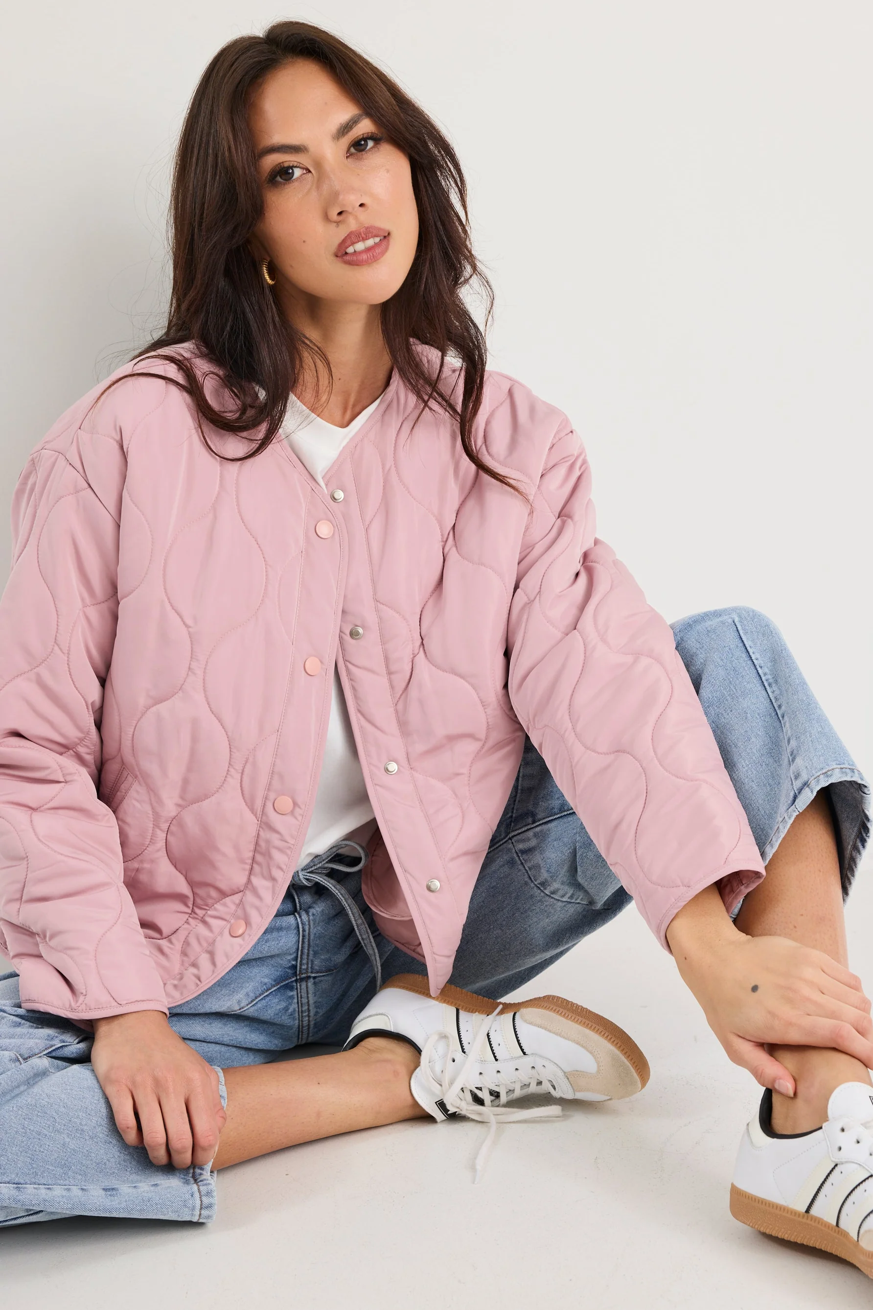 Apex Blush Collarless Quilted Puffer Jacket - Image 5