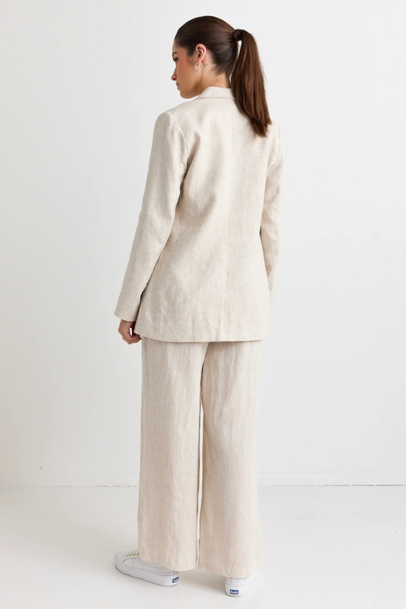 Aster Natural Linen Single Breasted Longline Blazer - Image 8