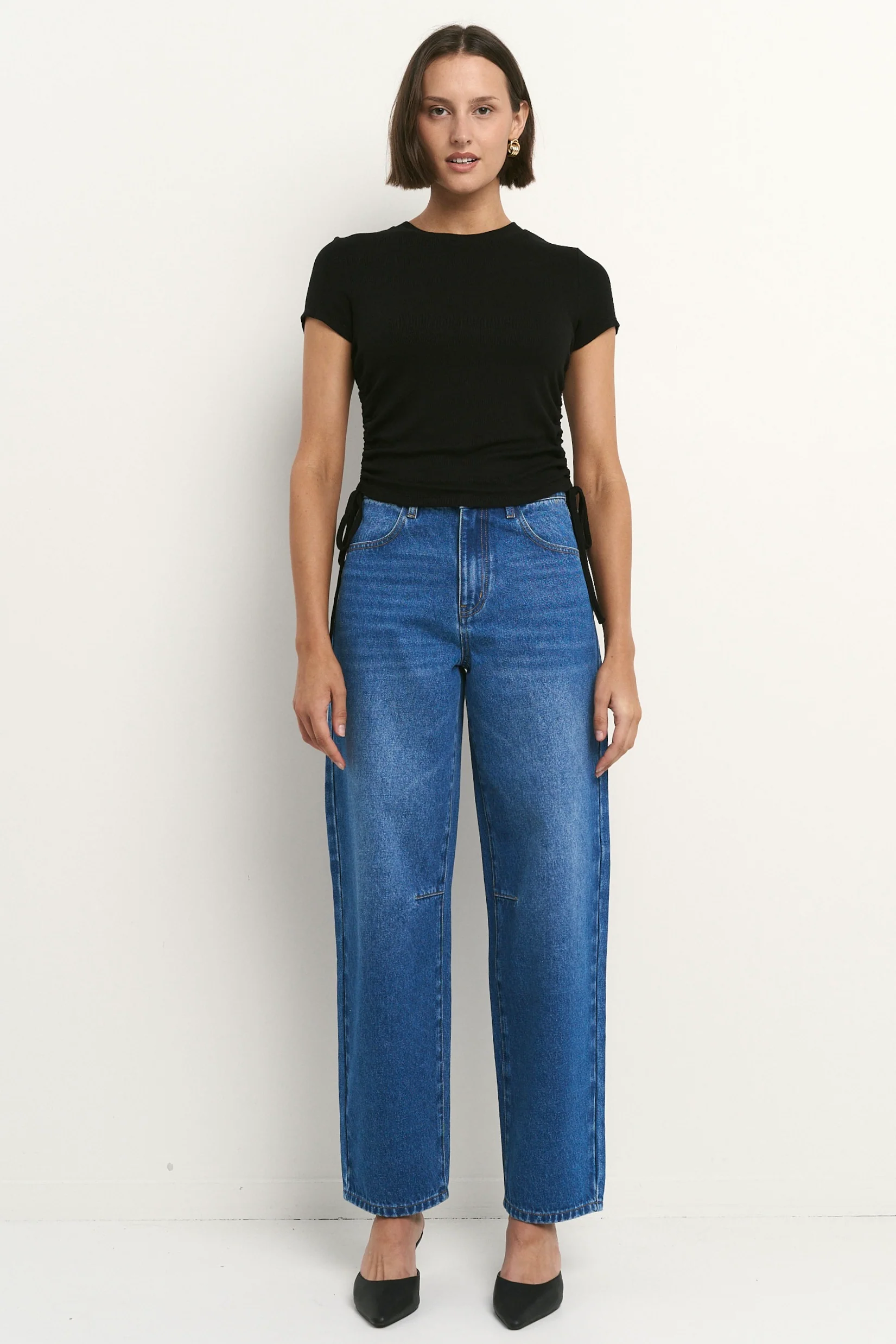 Berlin Signature Blue Mid Barrel Leg Jean - Image 5