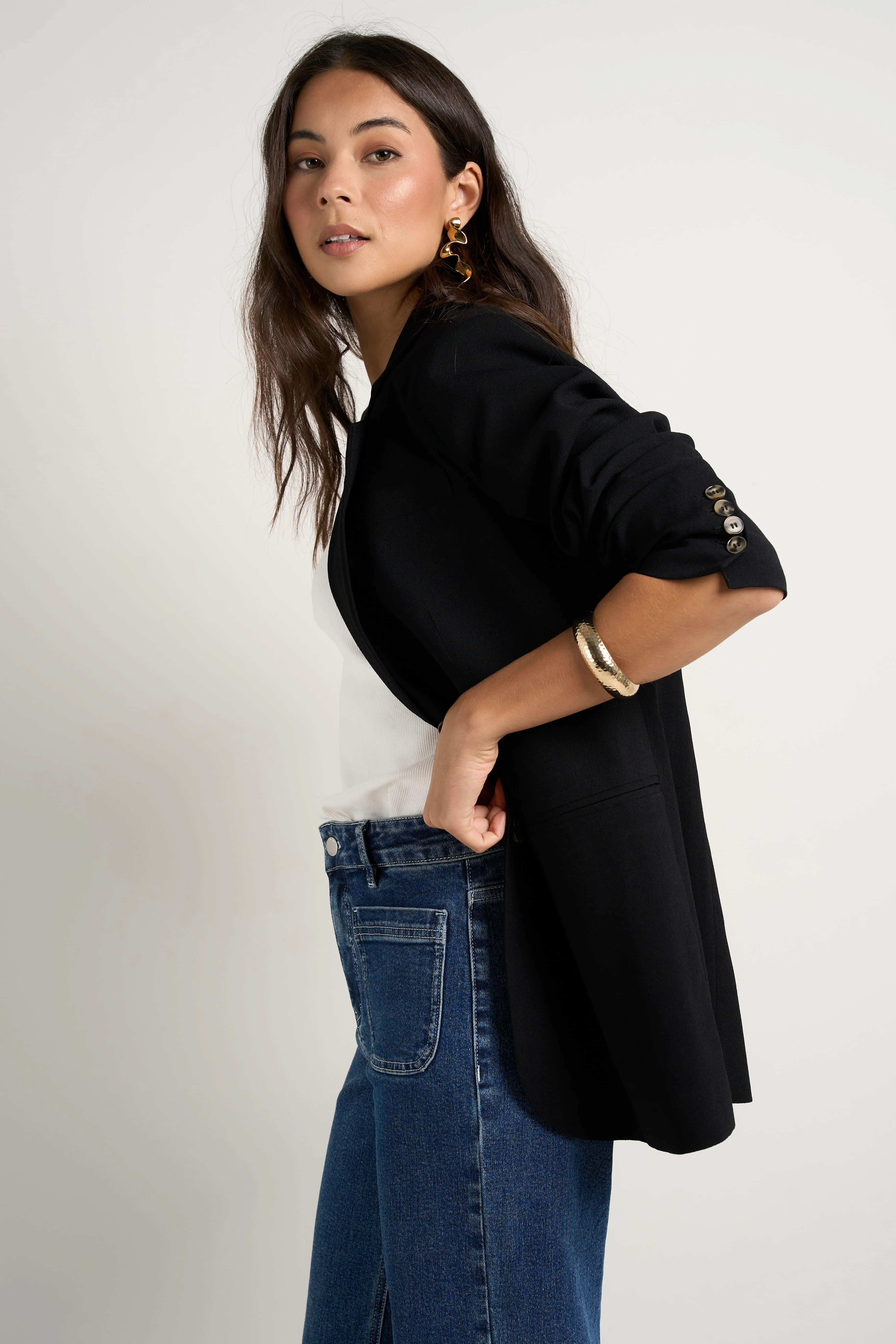 Bestie Black Crepe Relaxed Fit Blazer - Image 5