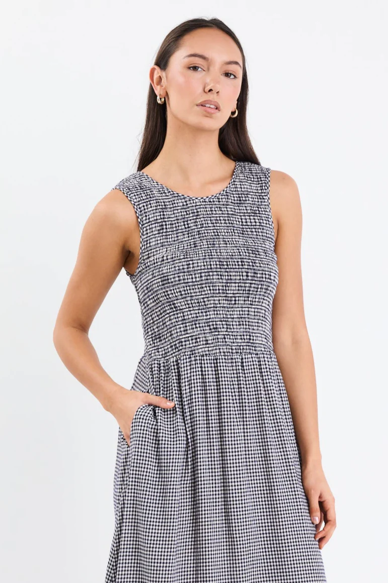 Bryar Navy Mini Gingham Sleeveless Shirred Bodice Midi Dress - Image 5