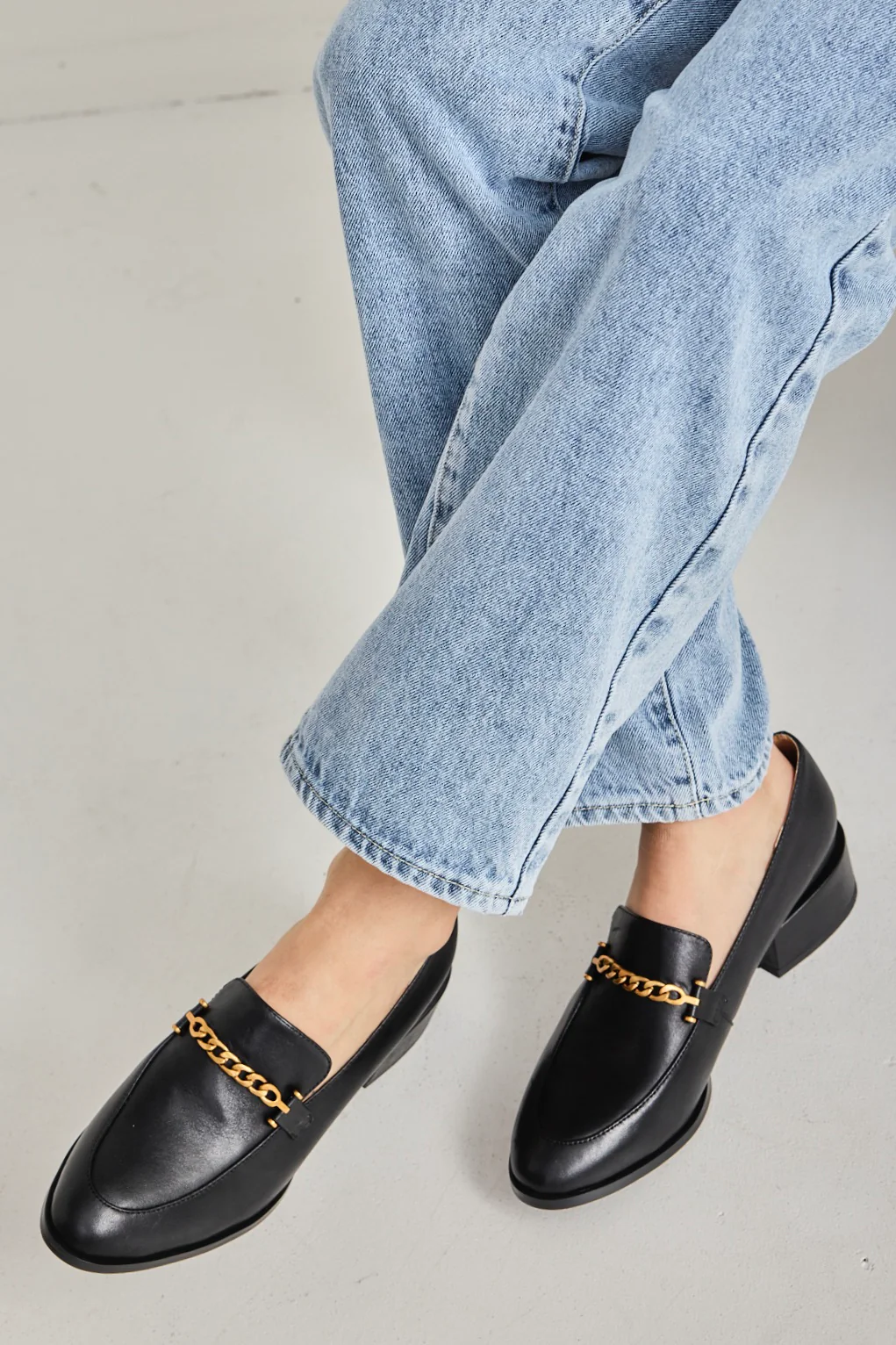 Castella Black Leather Gold Chain Loafer - Image 4