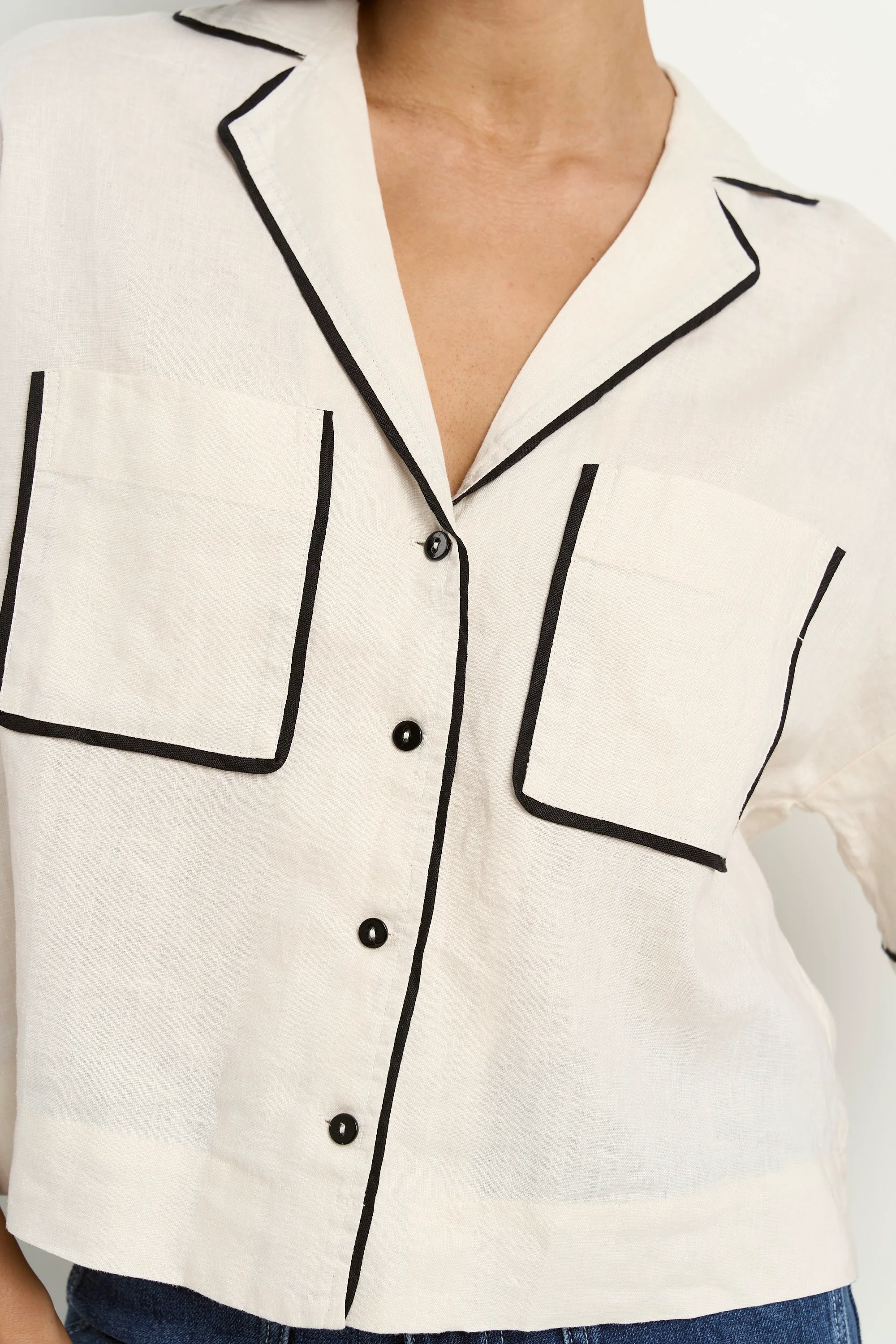 Culture Cream Black Trim Linen Boxy SS Shirt - Image 2
