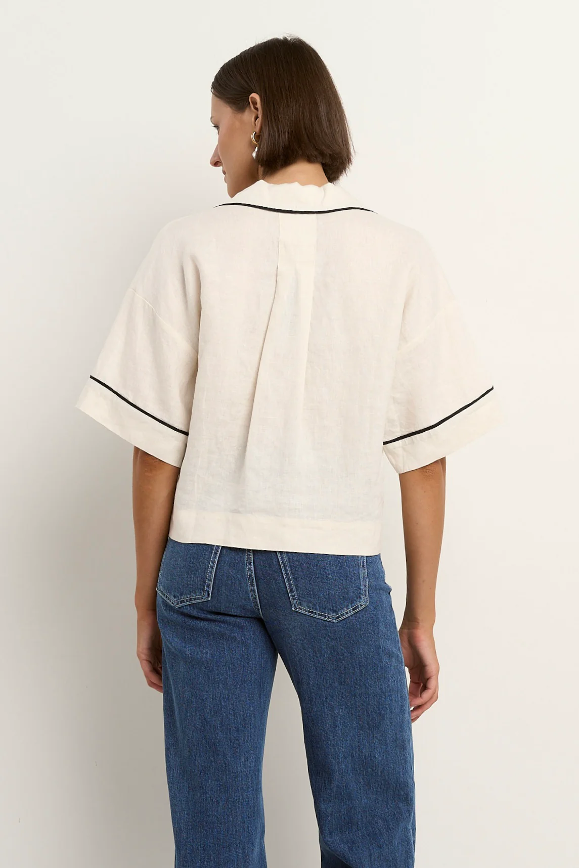 Culture Cream Black Trim Linen Boxy SS Shirt - Image 4