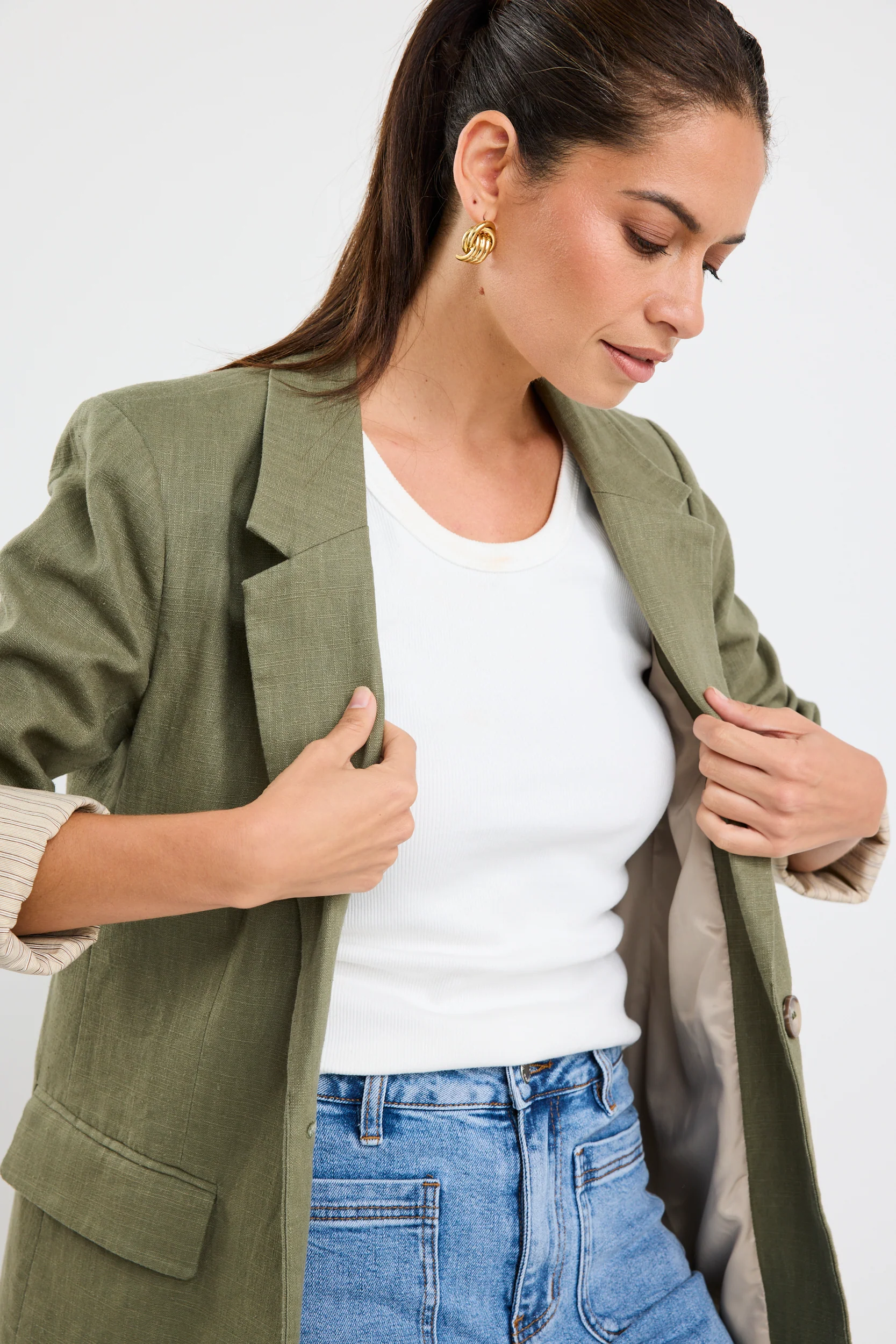 Dock Soft Khaki Ramie Rolled Sleeve Blazer - Image 3