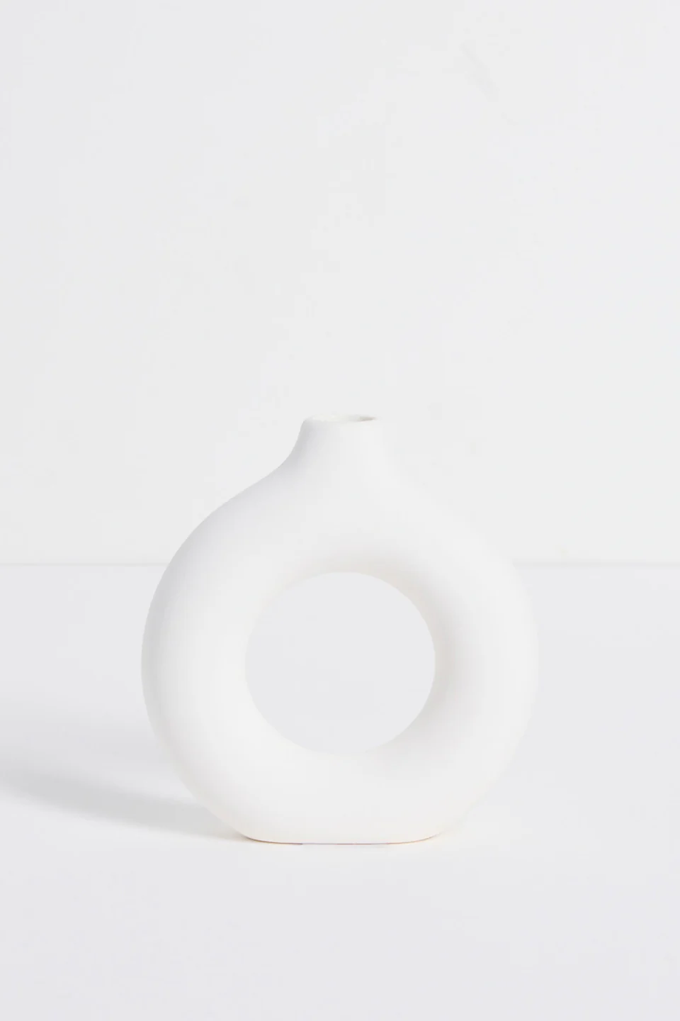 Donut White Small 13x12.5cm Candle Holder