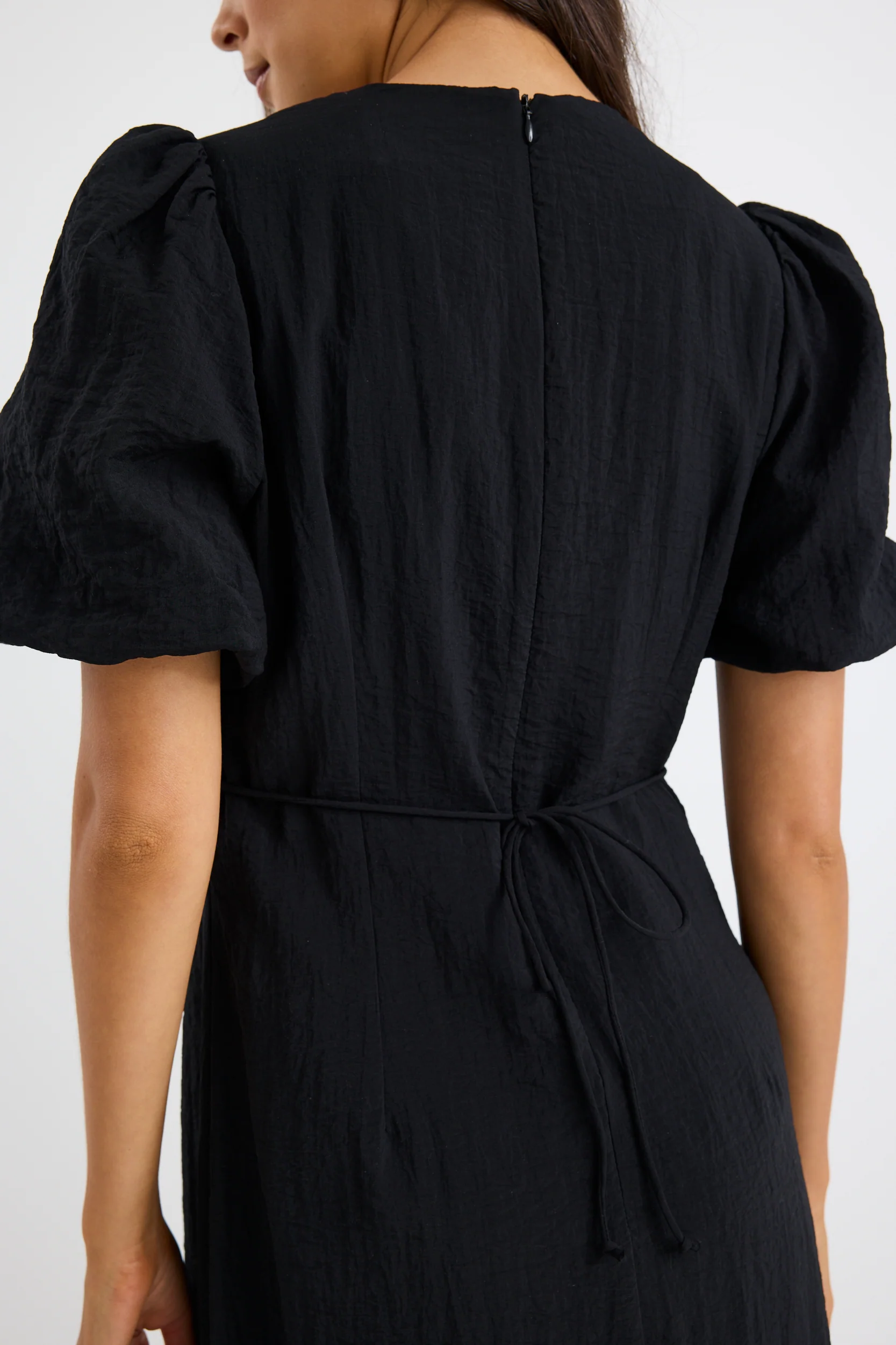 Elder Black Short Puff Sleeve Tie Midi Dress - Image 5