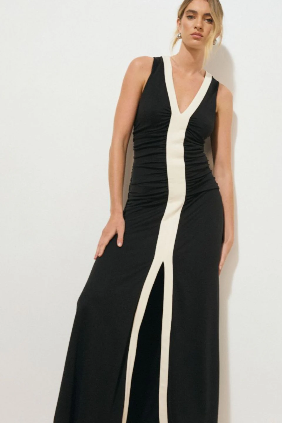 Era Monochrome Jersey Knit Sleeveless Midi Dress - Image 2
