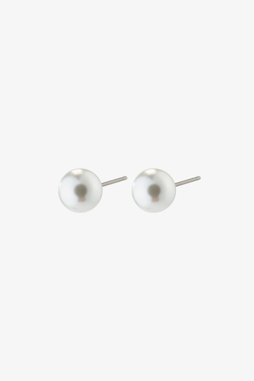 Esmaralda Pearl EOL Stud Earrings
