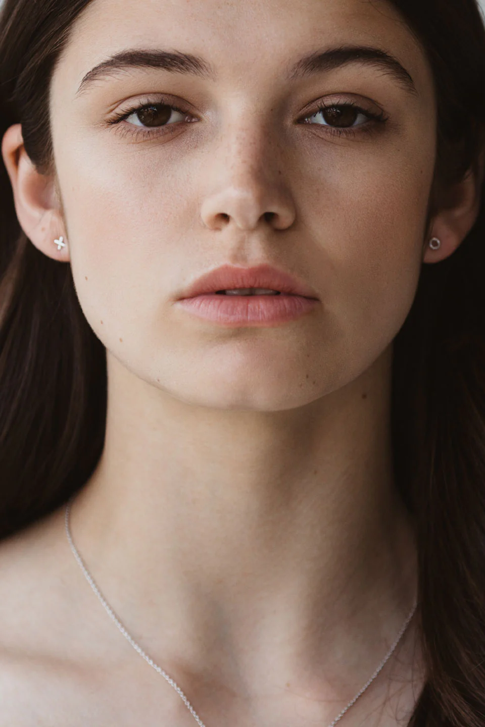 Ex Oh Stud Earrings - Image 3