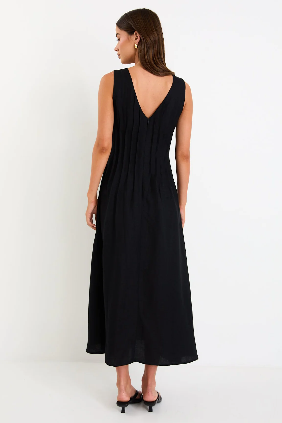 Exploration Black Linen Blend Pintuck Maxi Dress - Image 6
