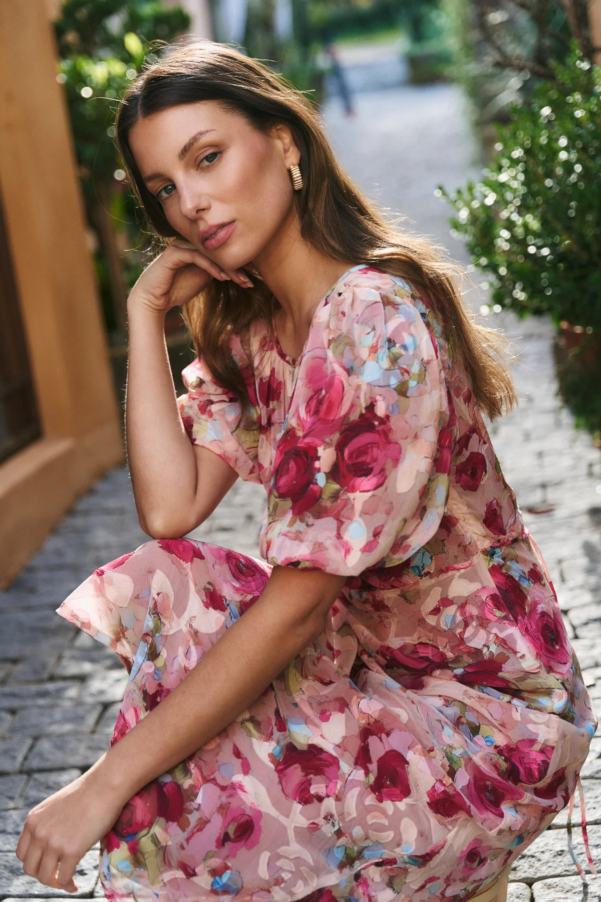 Exquisite Painted Rose Puff Sleeve Midi Dress - Image 2