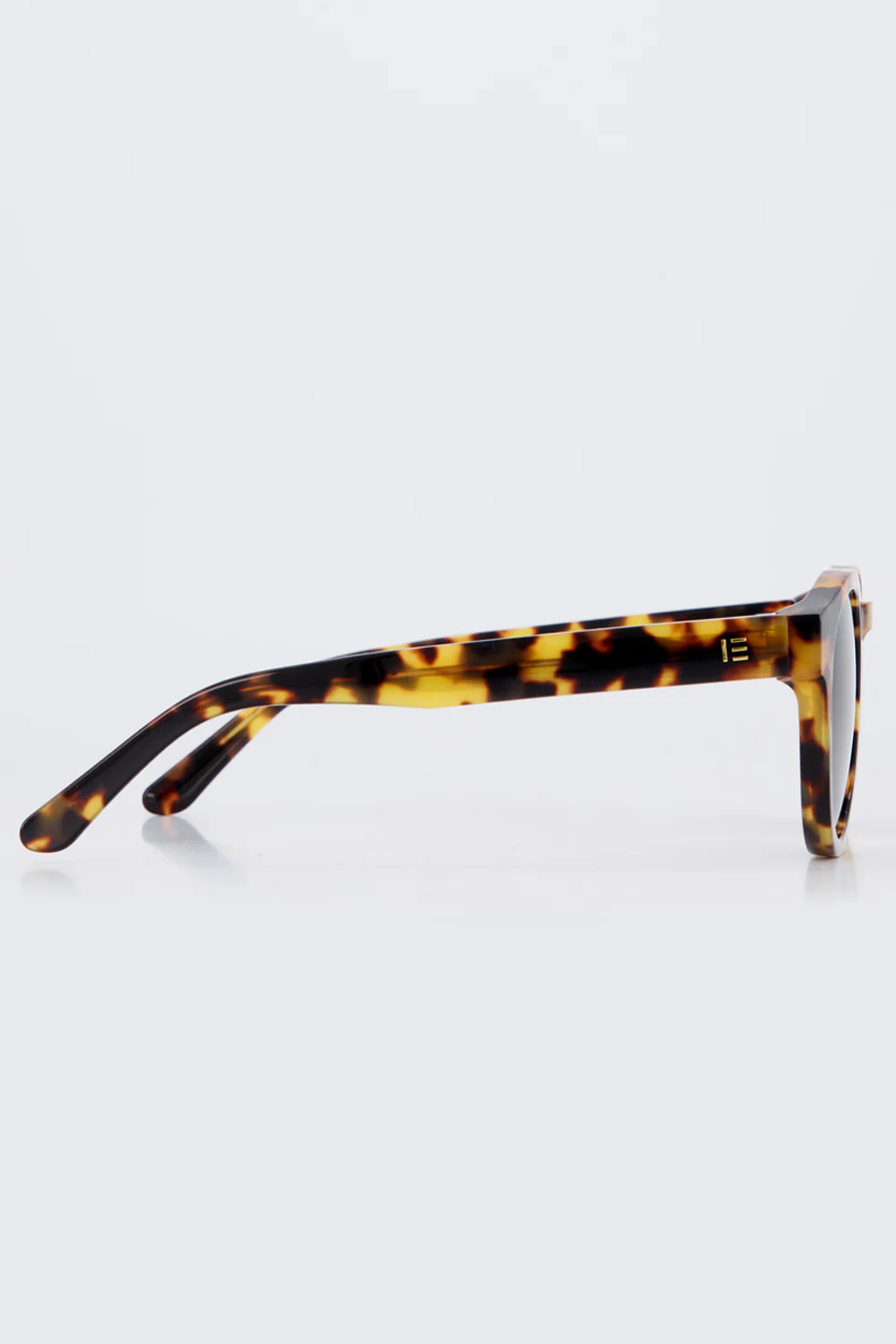 Felina Tortoise Sunglasses - Image 4