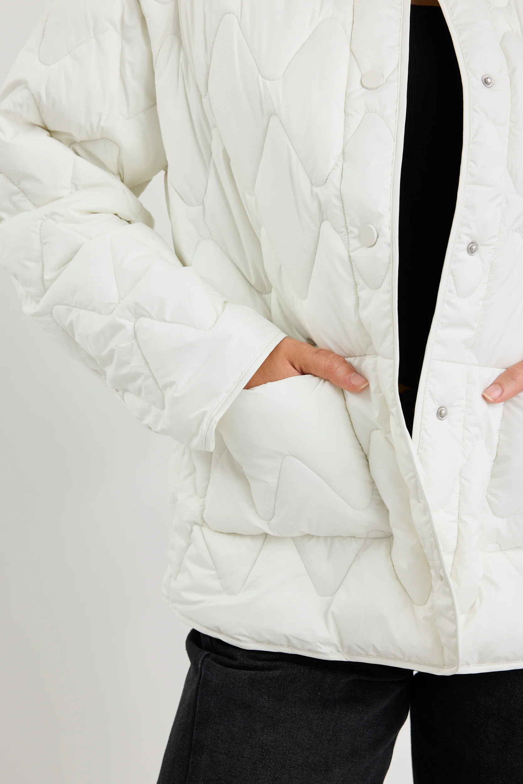 Frankly Ecru Boxy Snap Front Collarless Quilted Puffer Jacket - Image 3