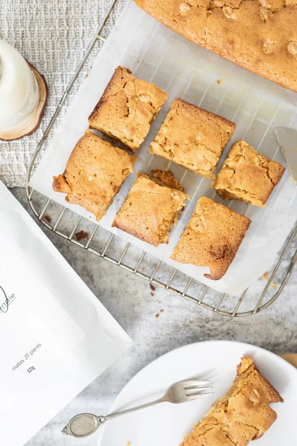 Fudgy White Chocolate Blondie Baking Mix - Image 2