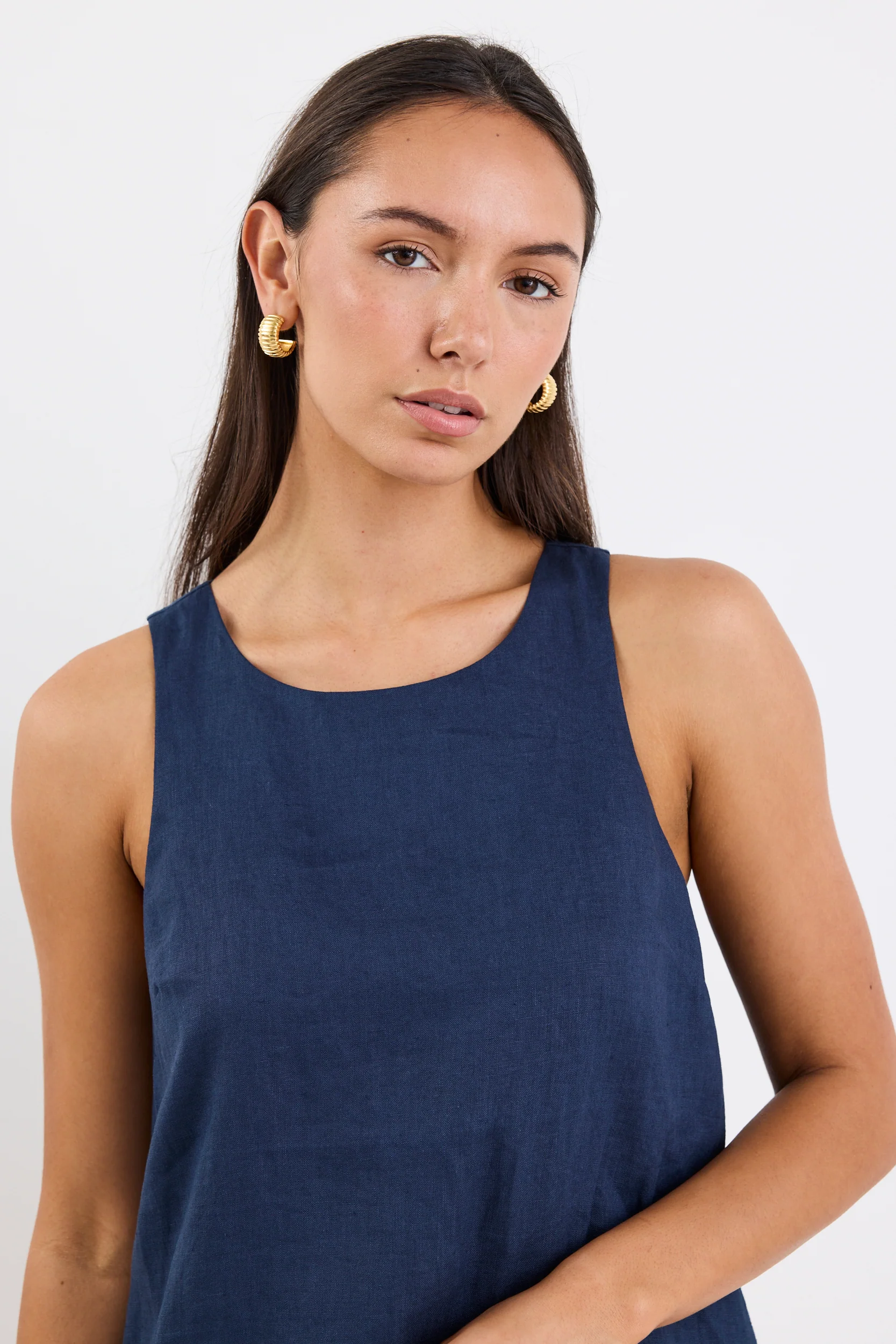 Generous Navy Linen Sleeveless Mini Dress - Image 3