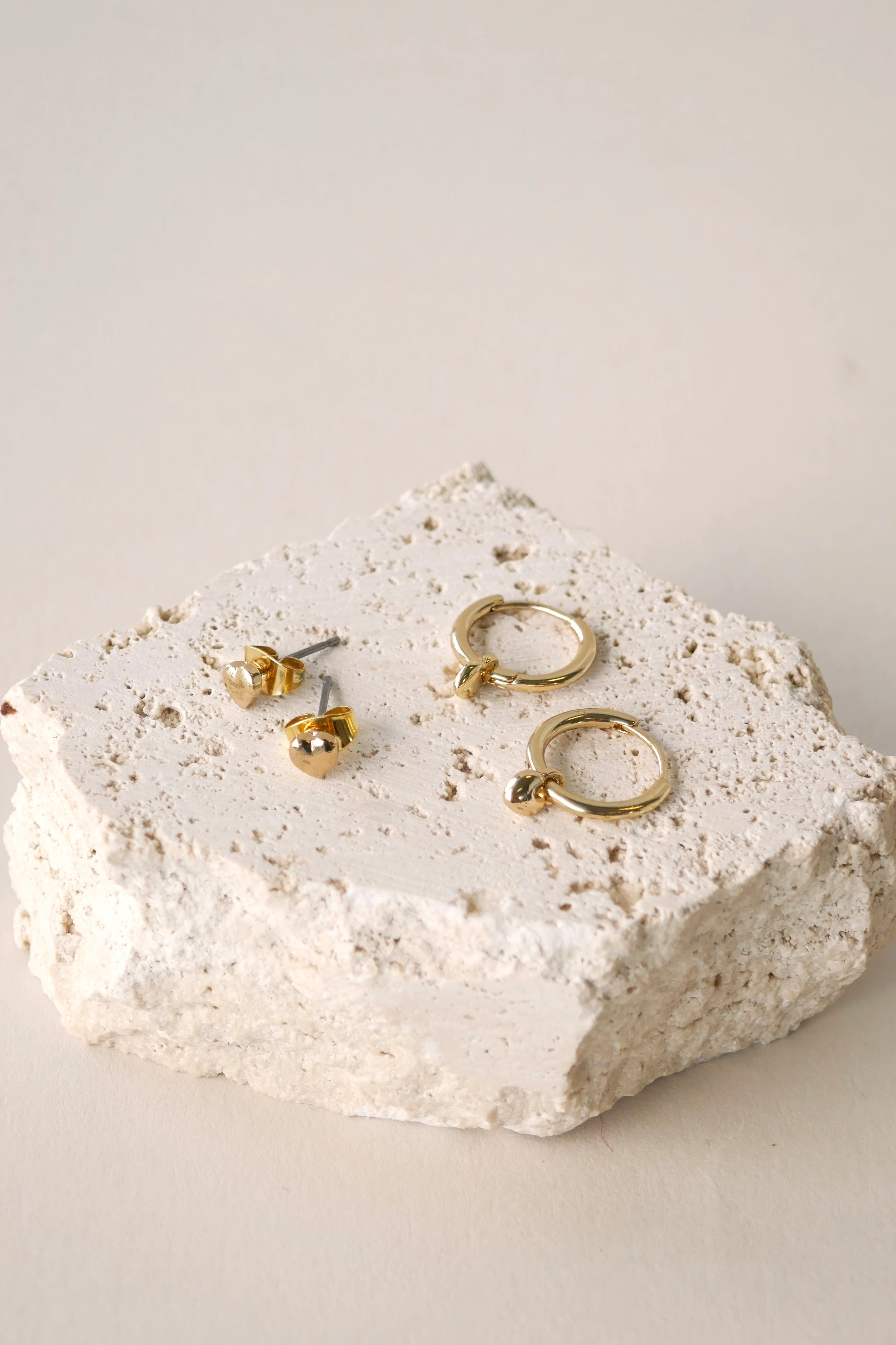 Heart Sleeper EOL Stud Set Gold Earrings - Image 4