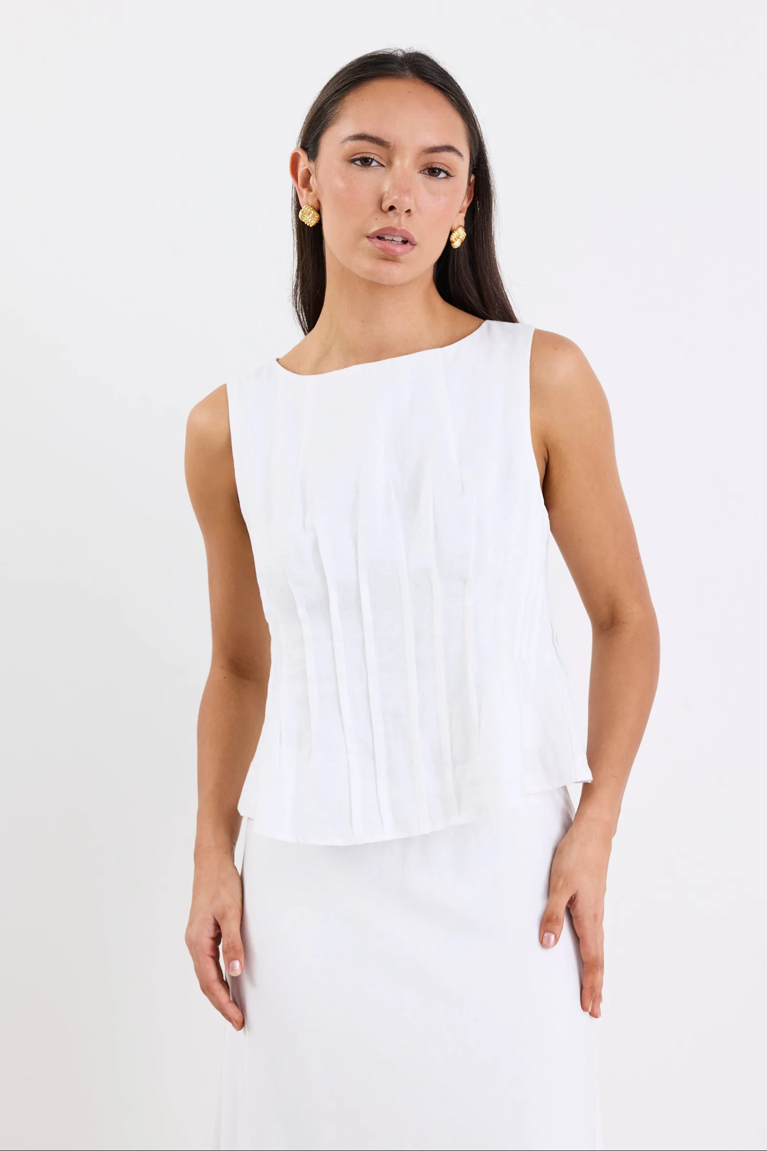 Inspiration Ivory Linen Pintuck Front Boatneck Top - Image 6