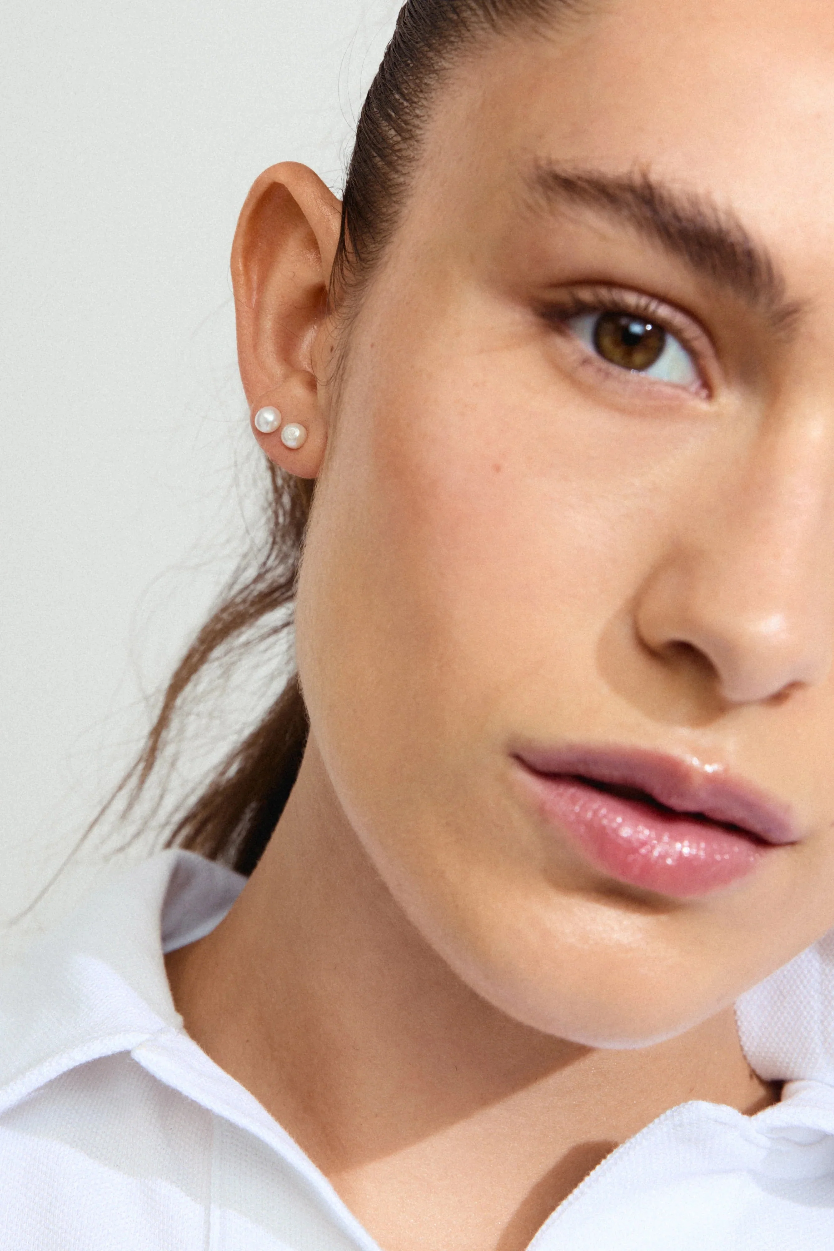 Jorie Pearl Stud Earring - Image 3