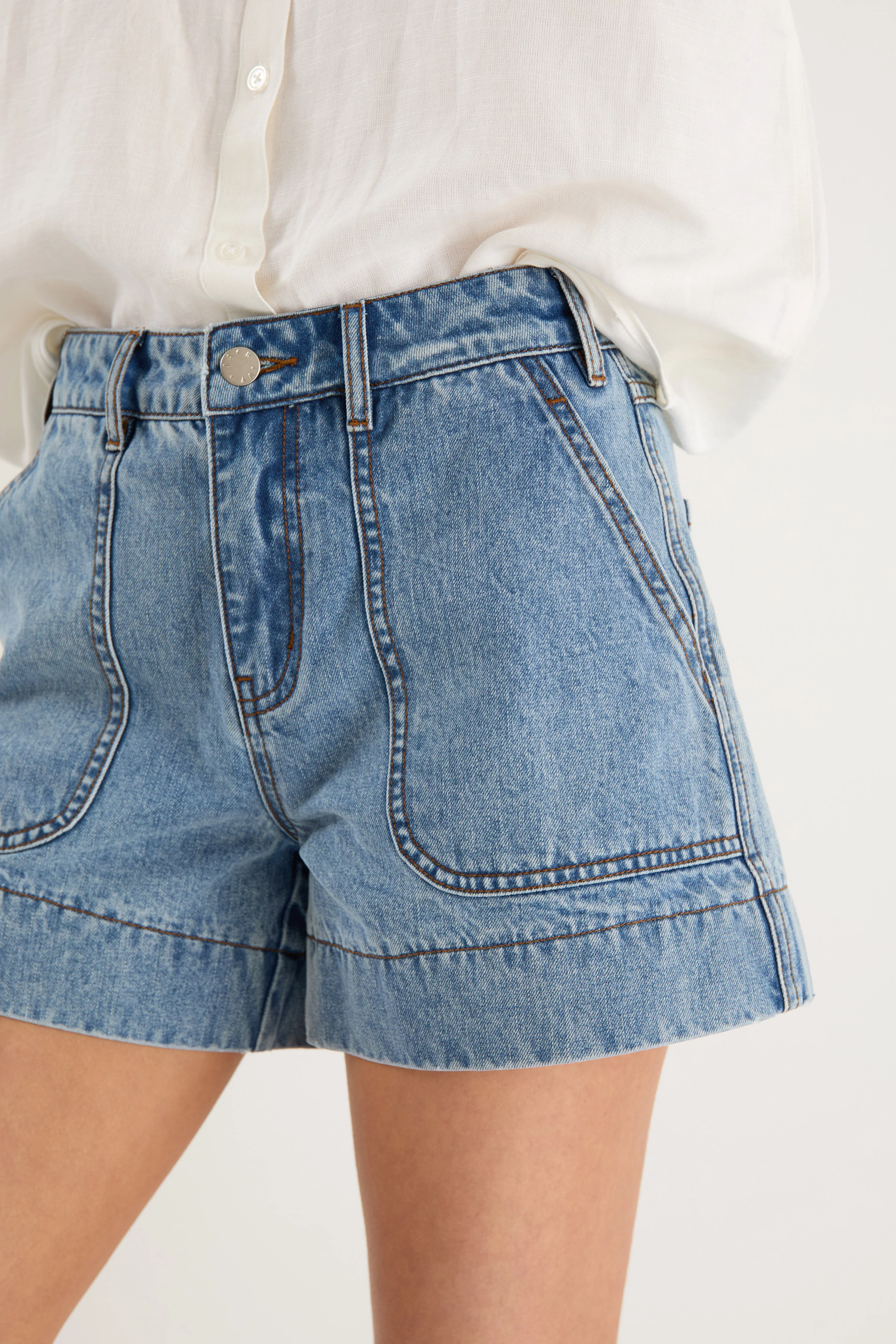 Kindly Mid Blue Pocket Front Denim Shorts - Image 3
