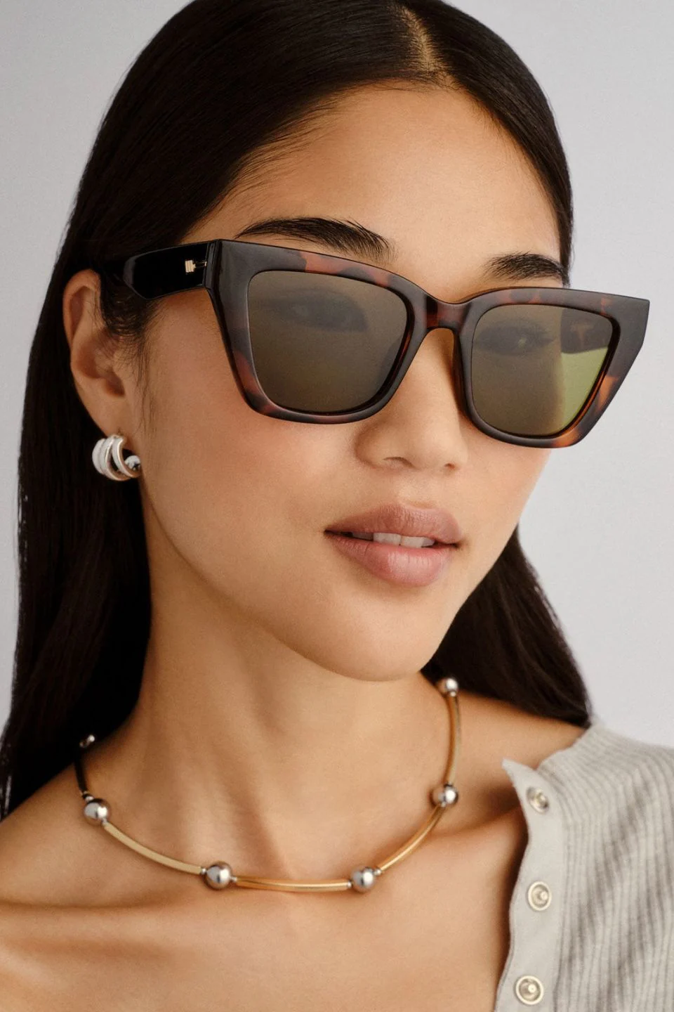 Le Coeur Dark Tort Rounded Cat Eye Moss Lens Sunglasses - Image 2