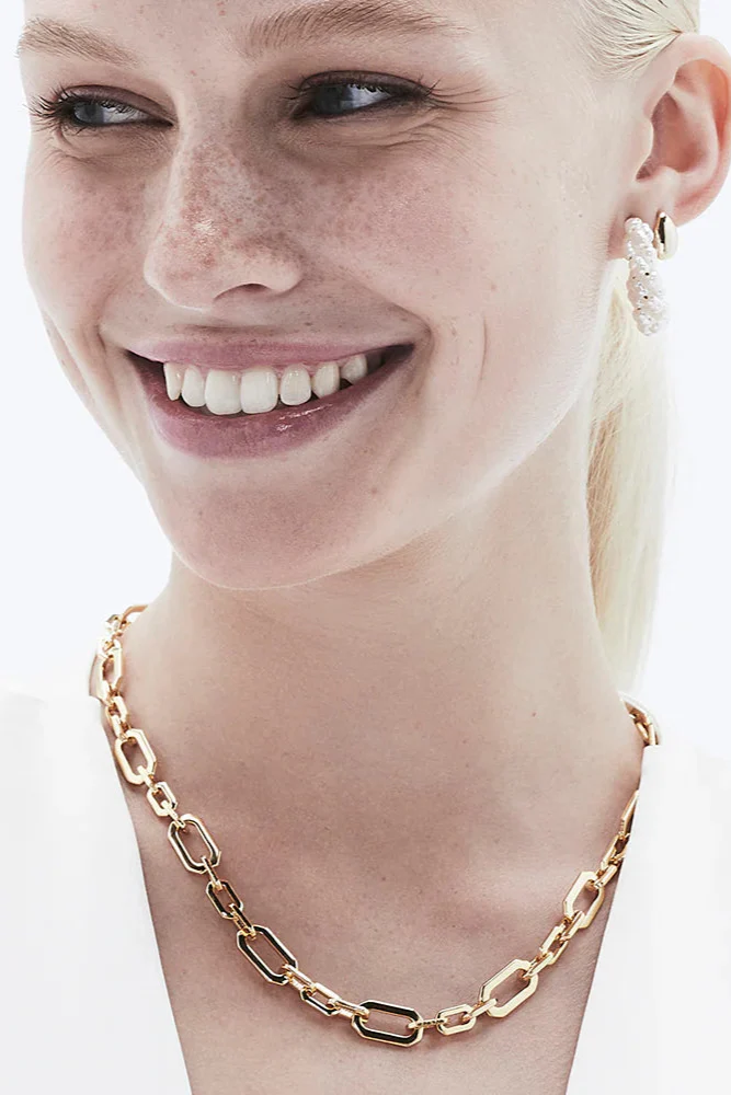 Leela Chunky Gold Chain Necklace - Image 2