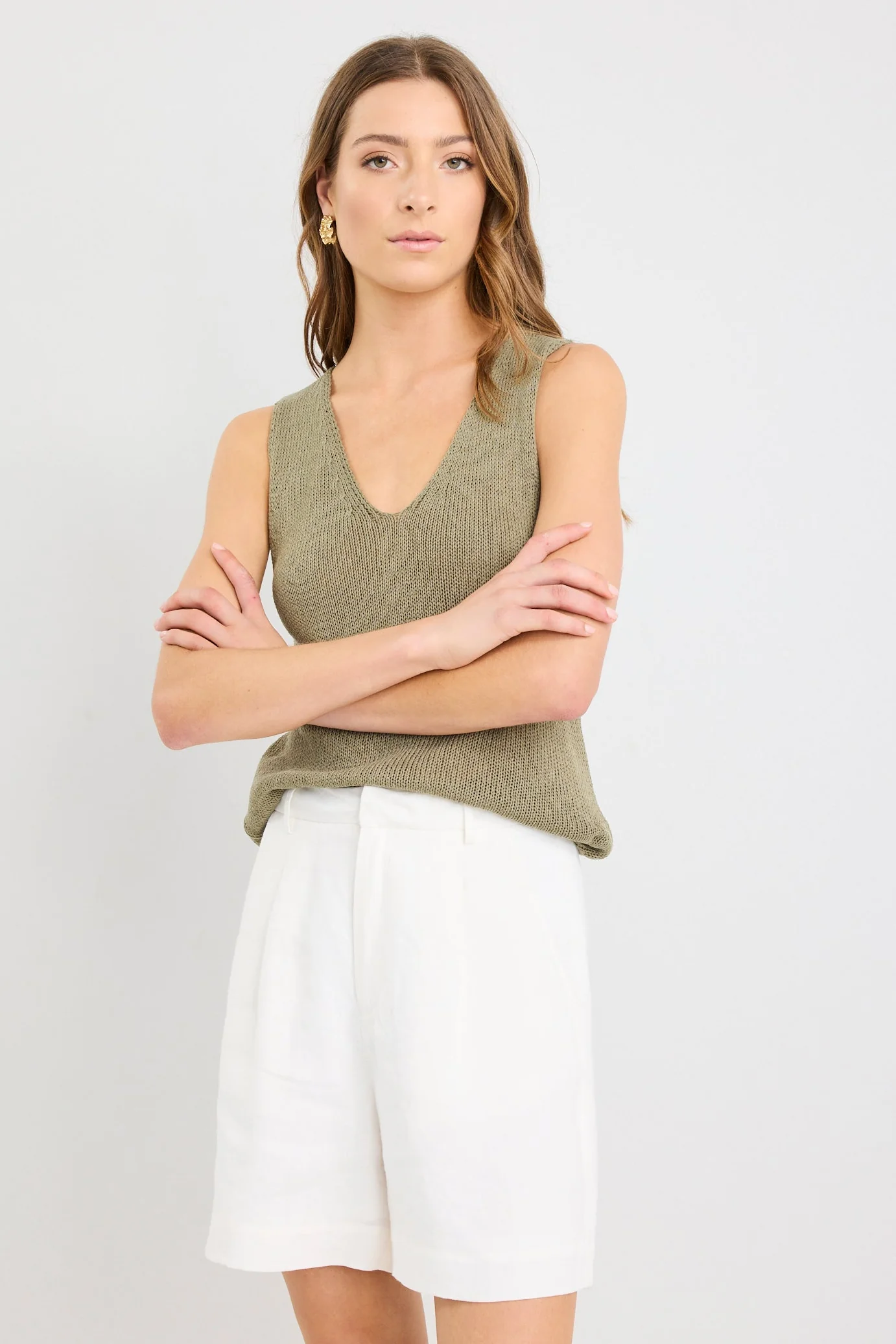 Literal Ivory Linen Pleat Front Shorts - Image 4