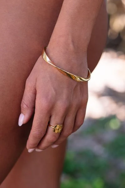 Lotus Twist 18k Gold Plate S/M Solid Bangle - Image 2