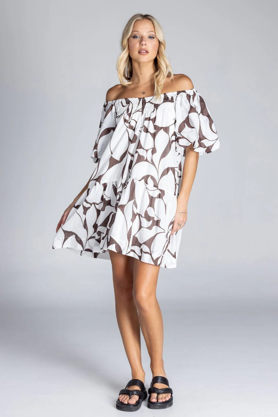 Love Me A Little Macchiato Floral SS Mini Dress