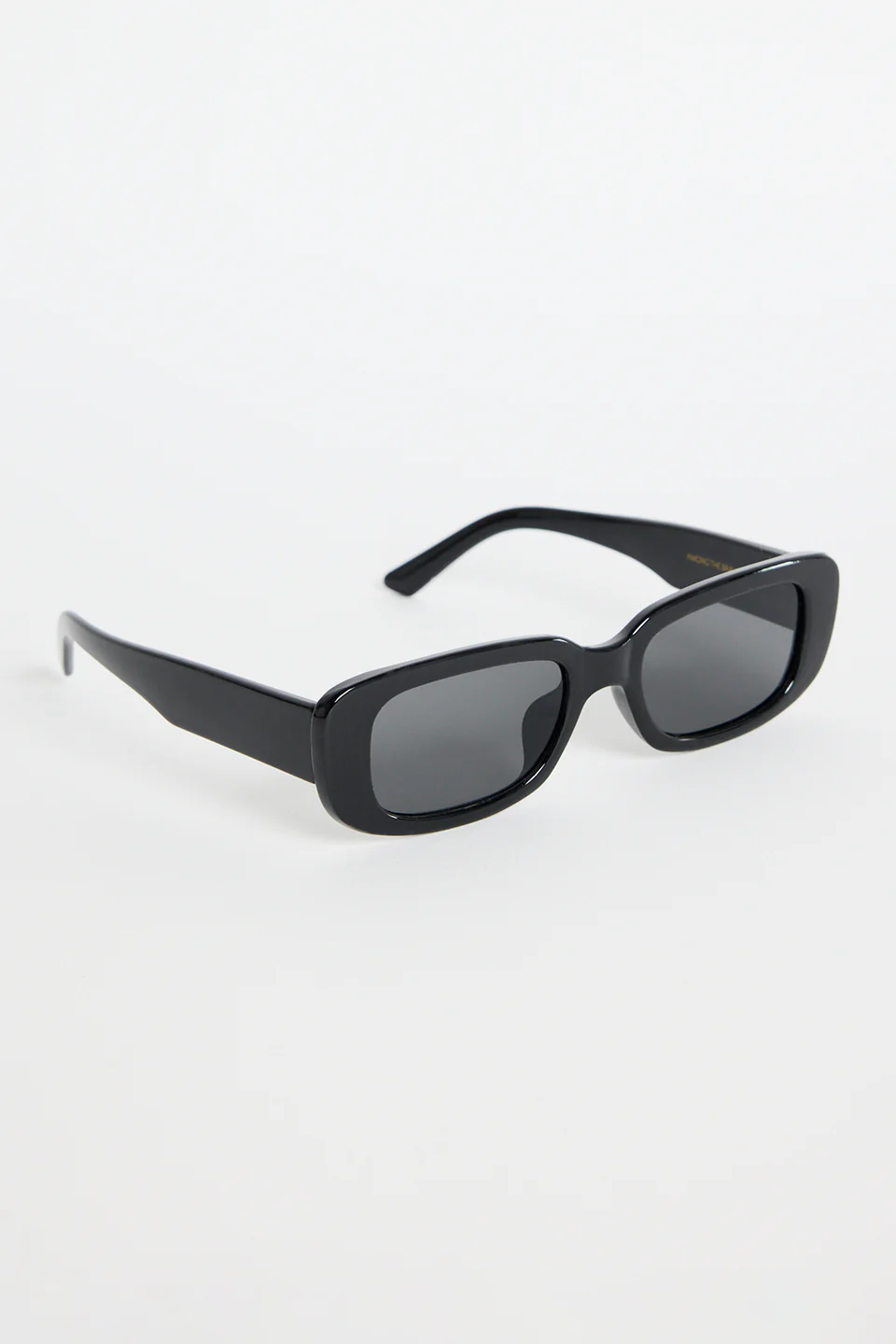 Malibu Black Sunglasses - Image 4