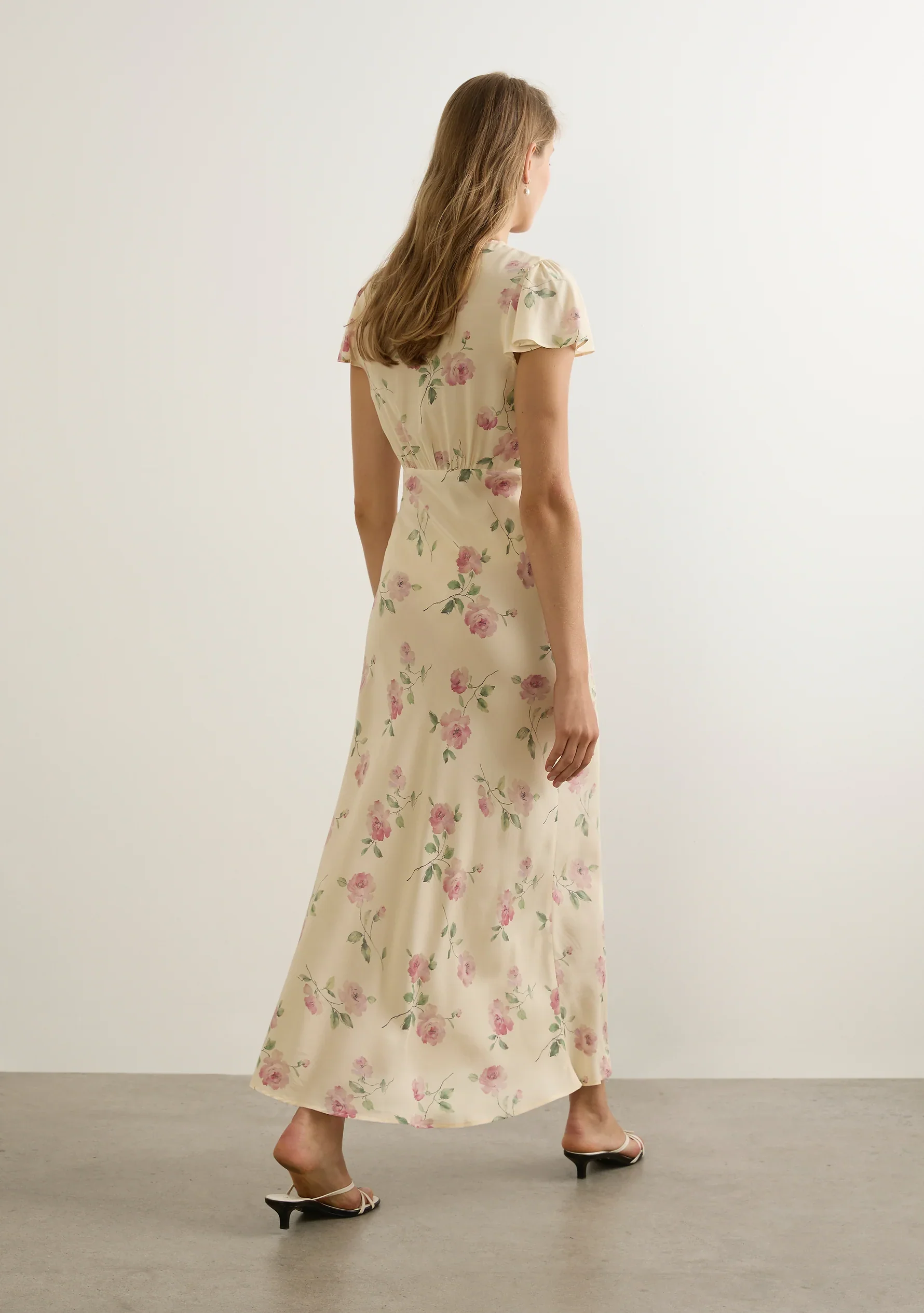 Marena Cream Floral Midi Lace V Neck Flutter Sleeve Midi Dress - Image 3