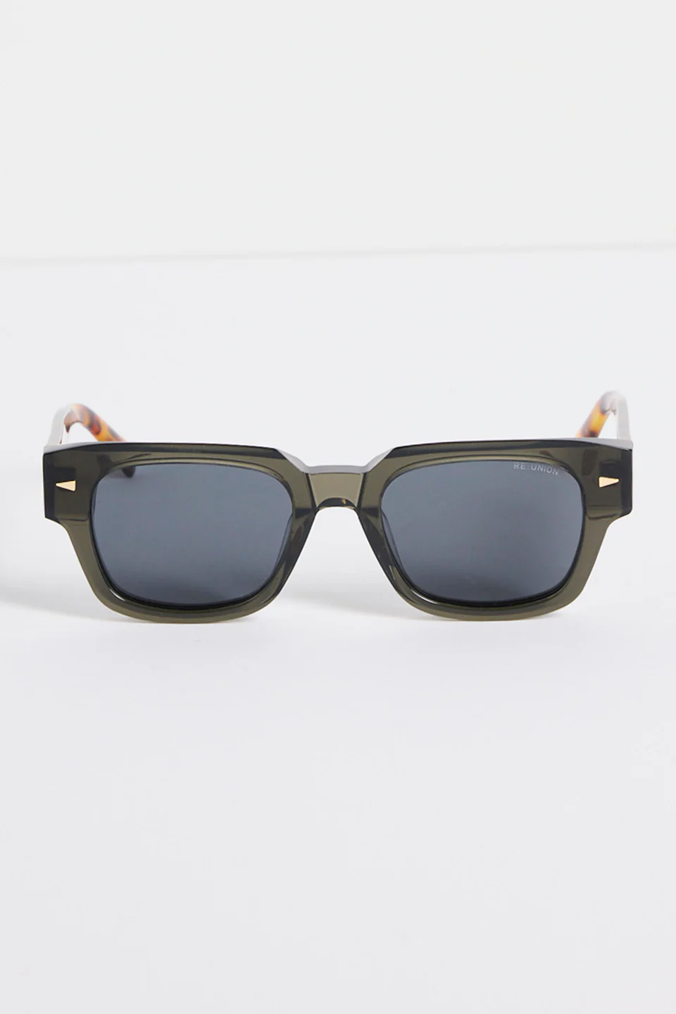 Milano Grey Tort Arm  Classic Stud Sunglasses