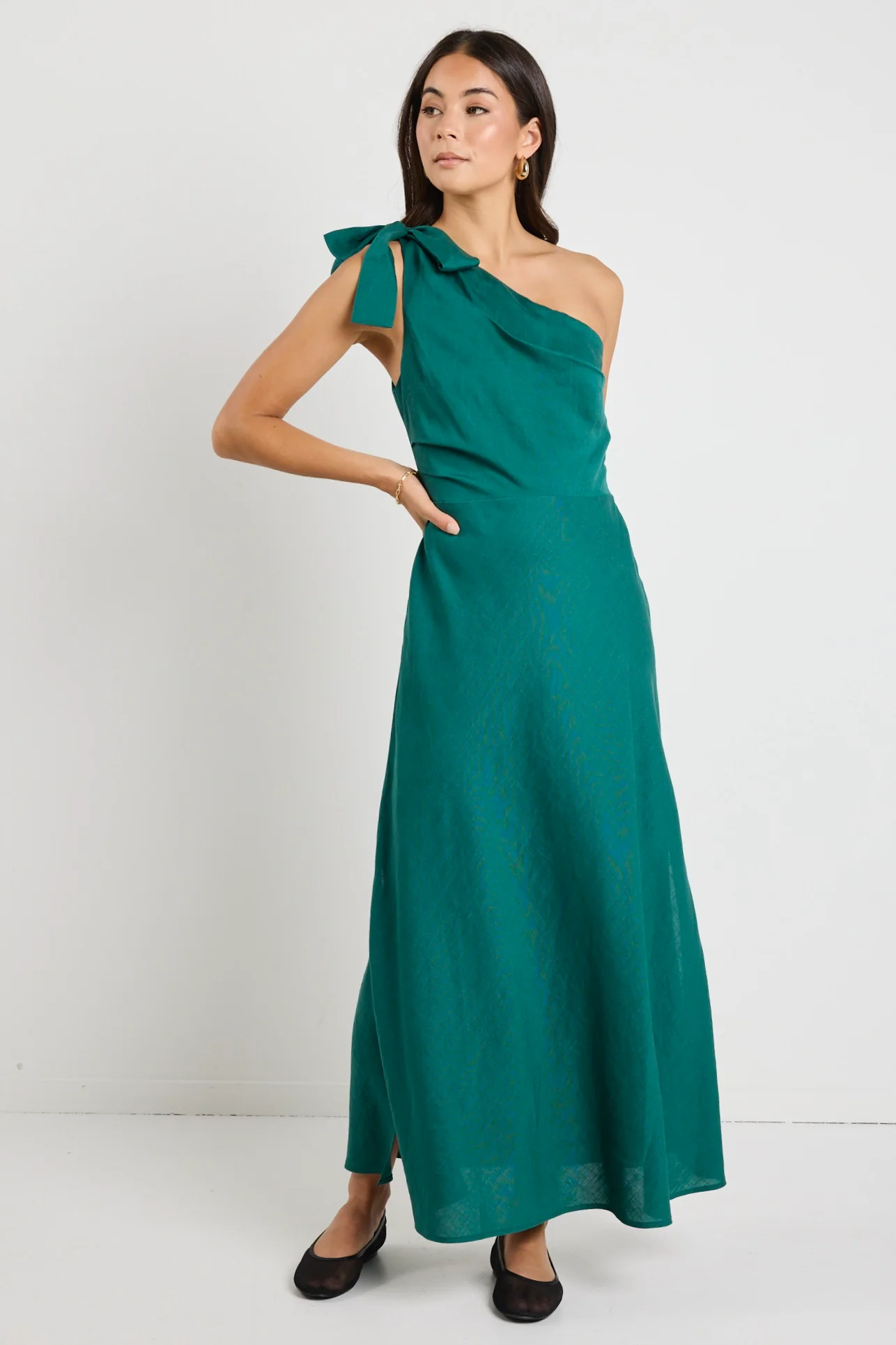 Mirror Forest Linen Blend One Shoulder Bow Midi Dress - Image 4