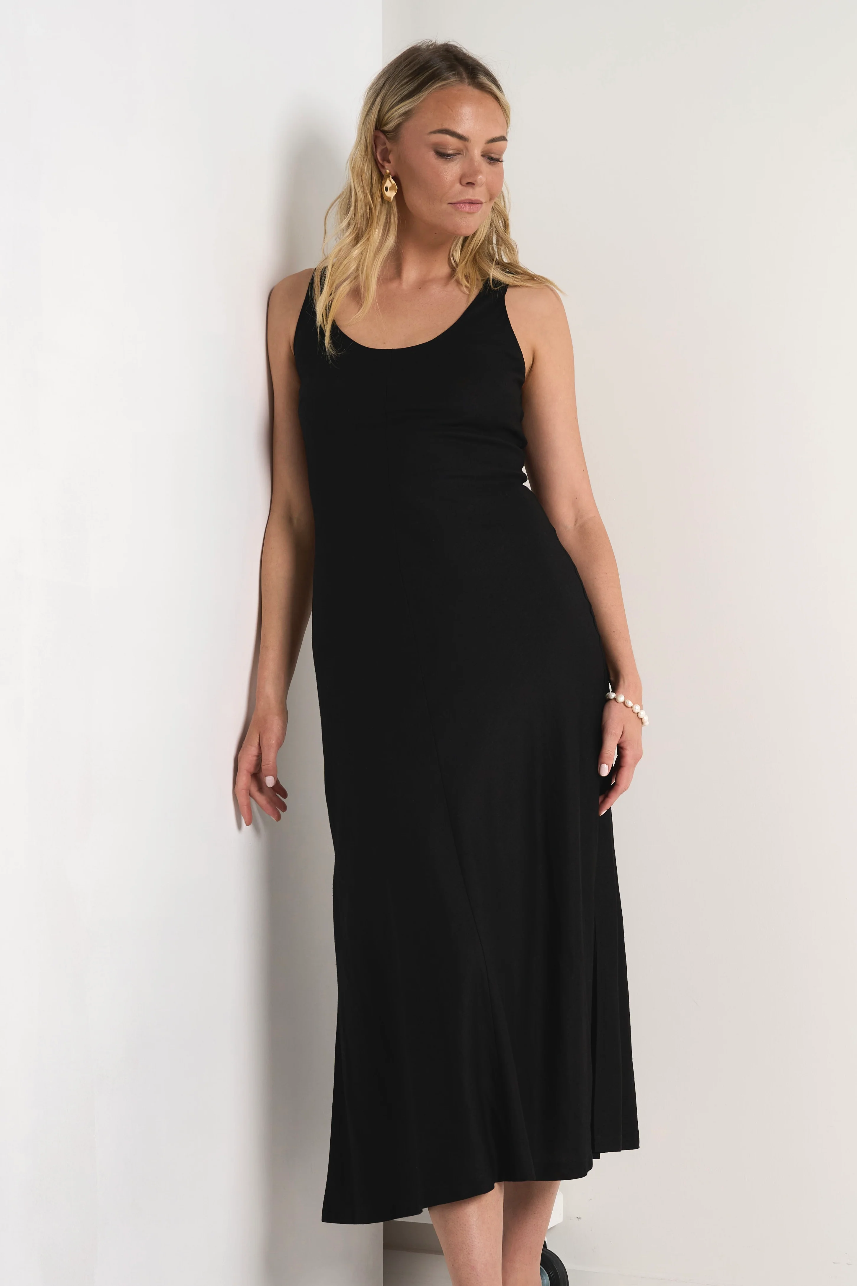 Nerve Black Sleeveless Scoop Neck Bias Maxi Dress - Image 3