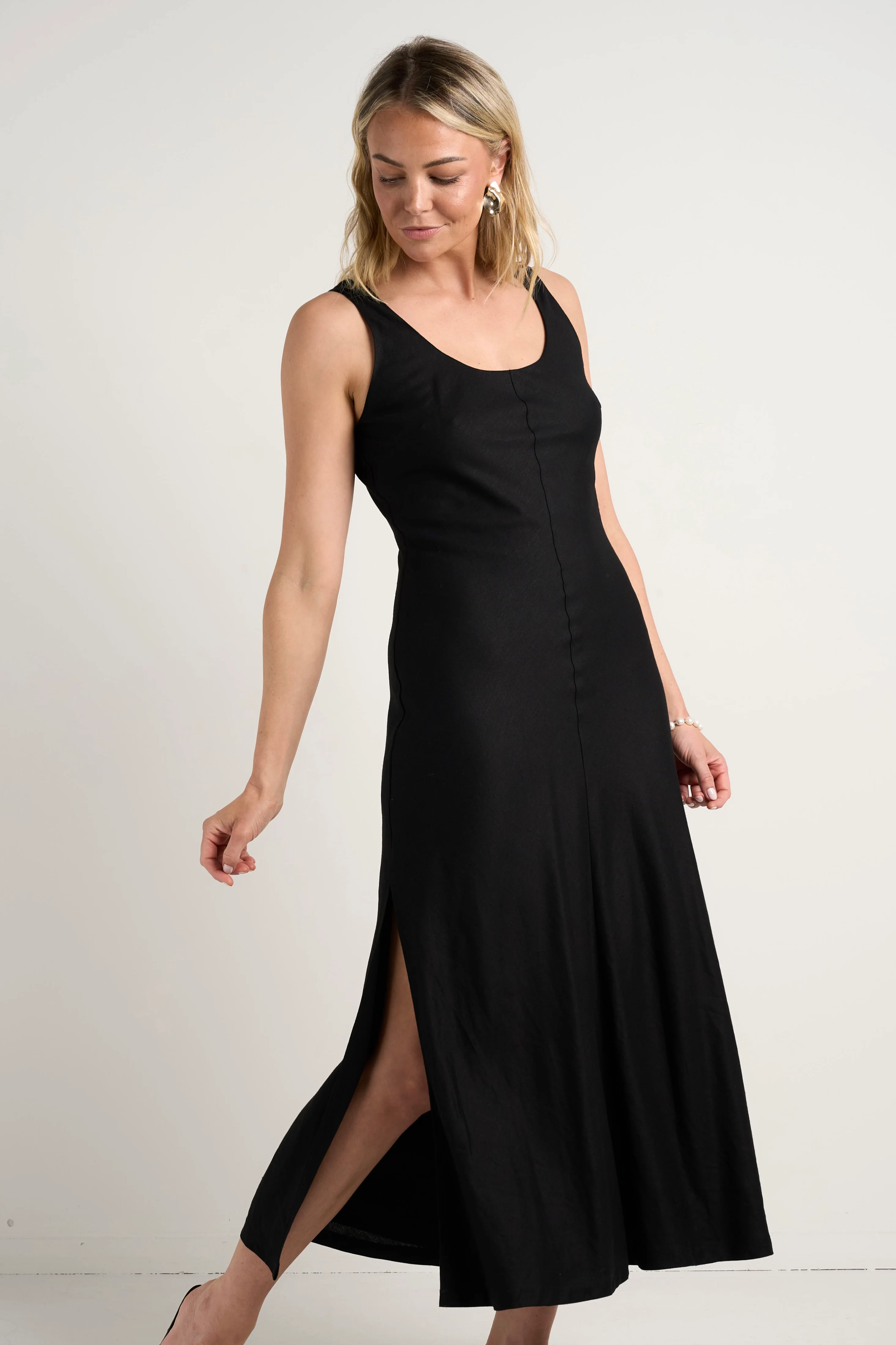 Nerve Black Sleeveless Scoop Neck Bias Maxi Dress - Image 4