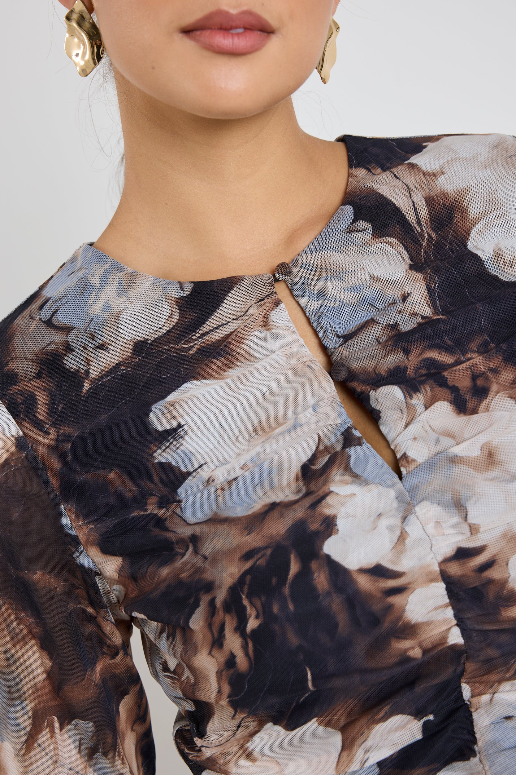 Network Sepia Floral Mesh Keyhole LS Top - Image 4