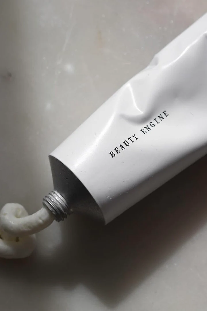 Nourishing Lanolin + Honey 30ml Hand Cream - Image 3