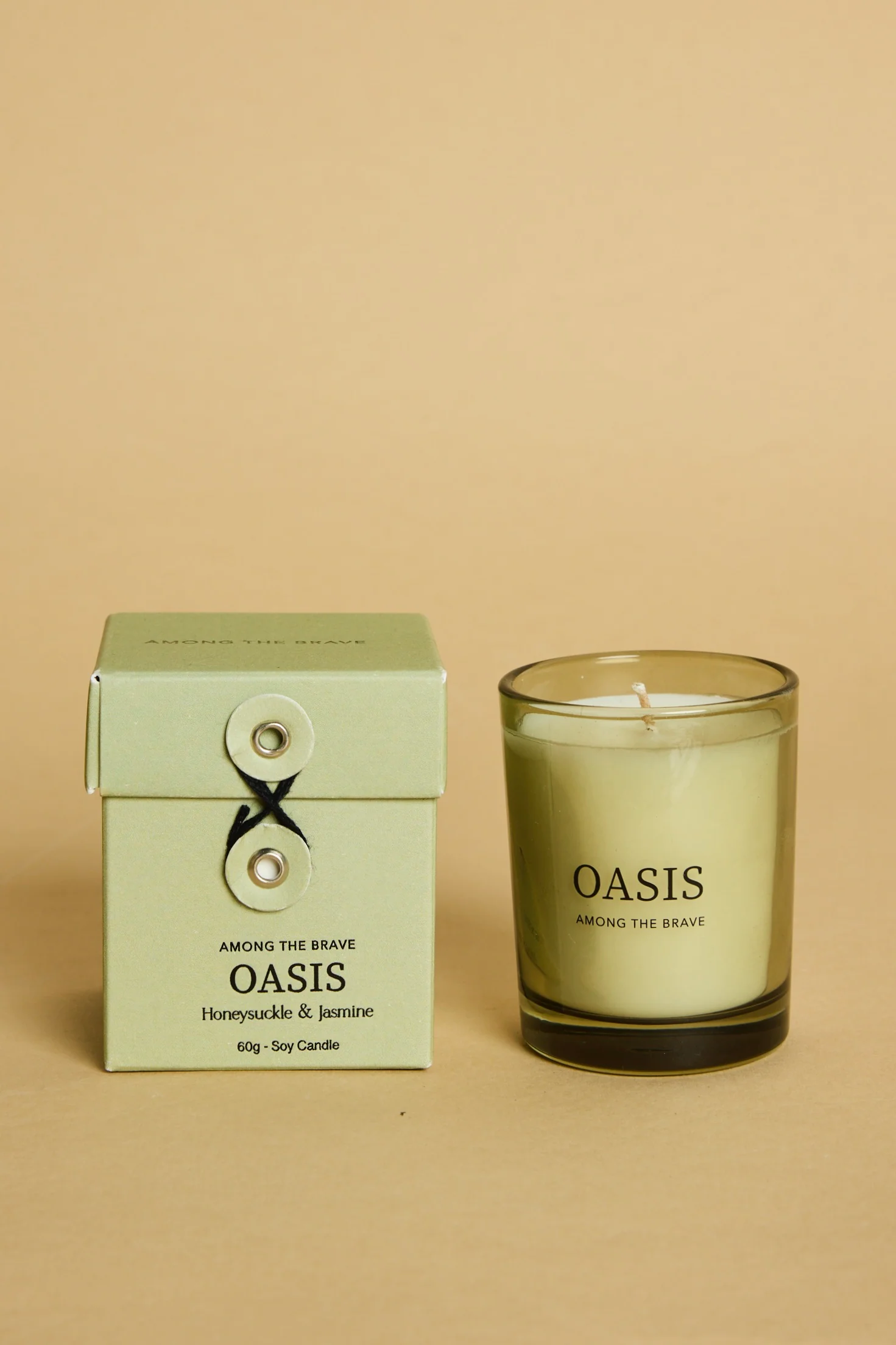 Oasis Honeysuckle Jasmine 250g Soy Candle - Image 3