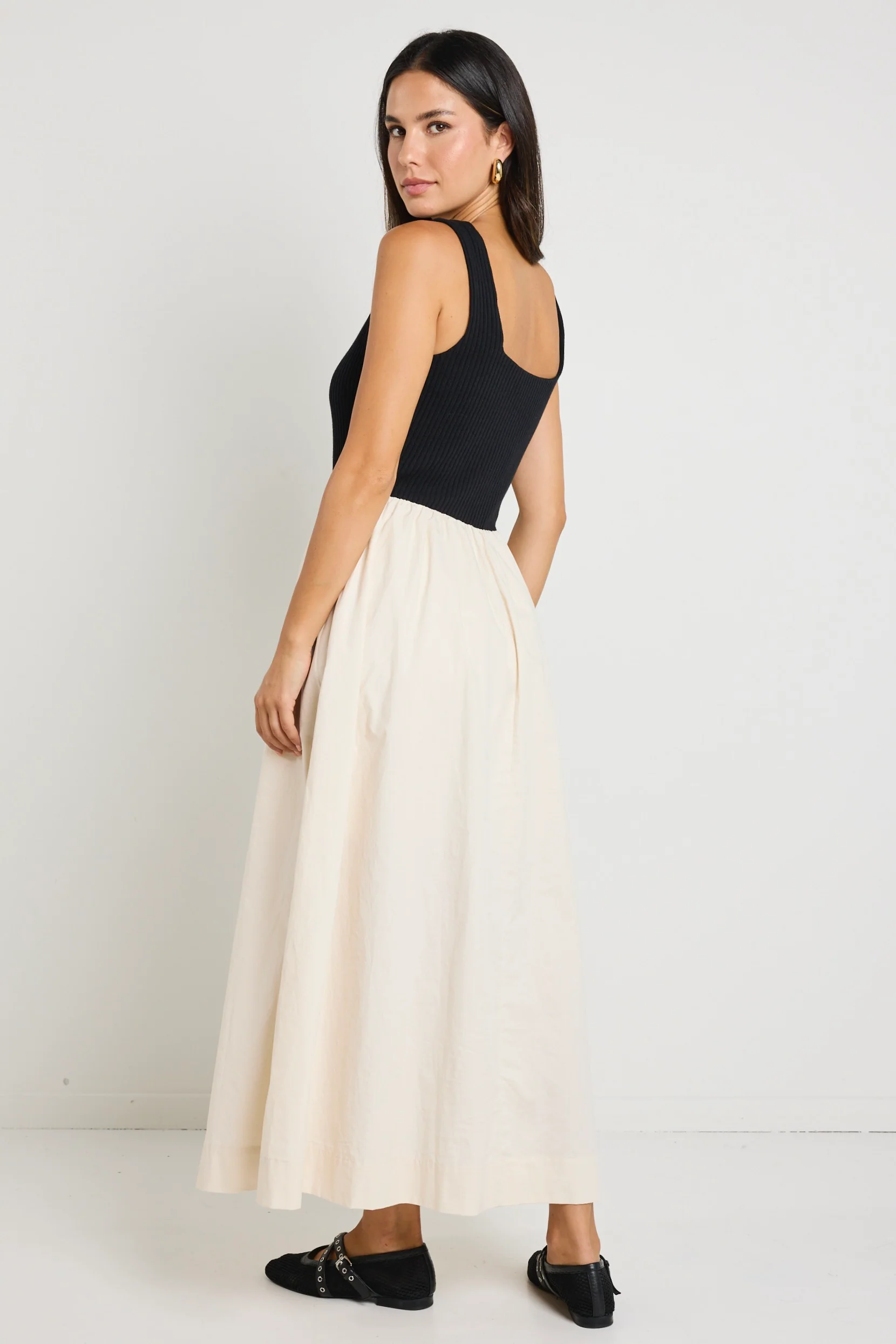 Obsidian Black and Ecru Square Neck Contrast Midi Dress - Image 7