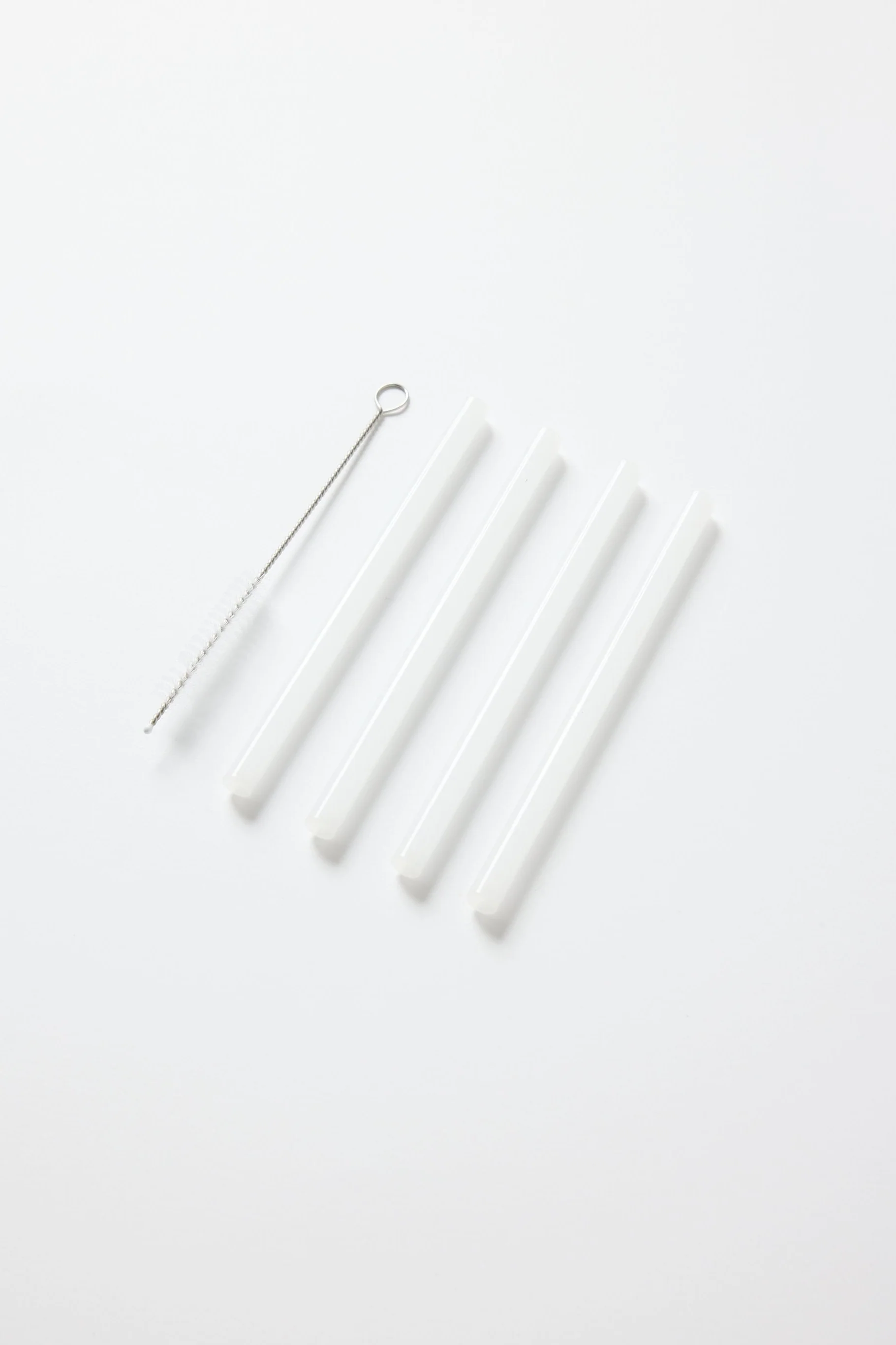 Opaque White Short Cocktail Straw - Image 2