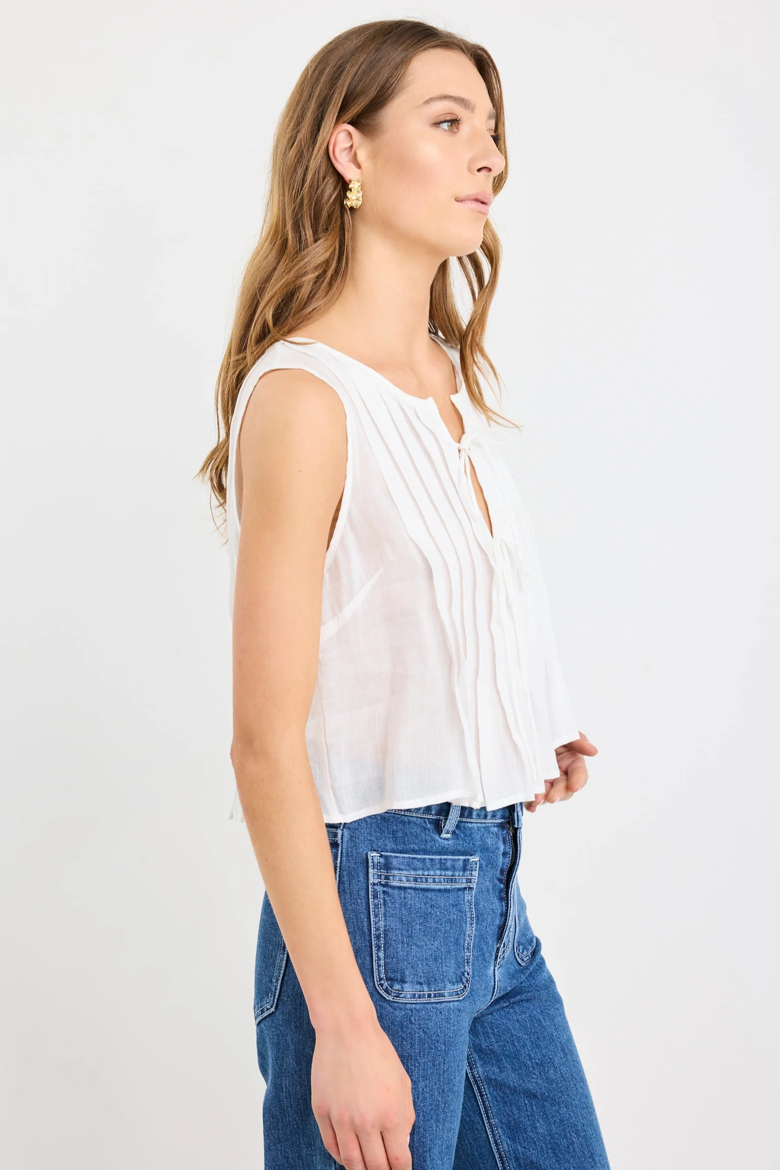 Origami Ivory Ramie Pleated Sleeveless Tie Top - Image 5