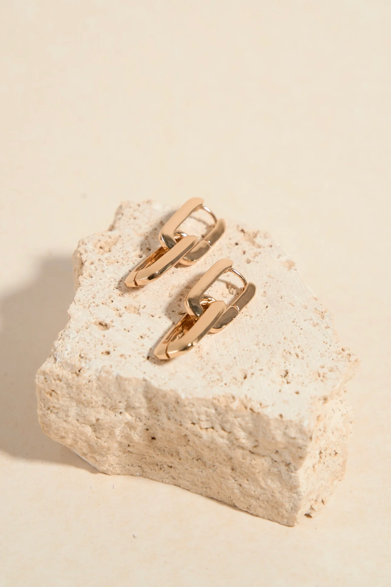 Oval Double EOL Link Gold Hoop Earrings