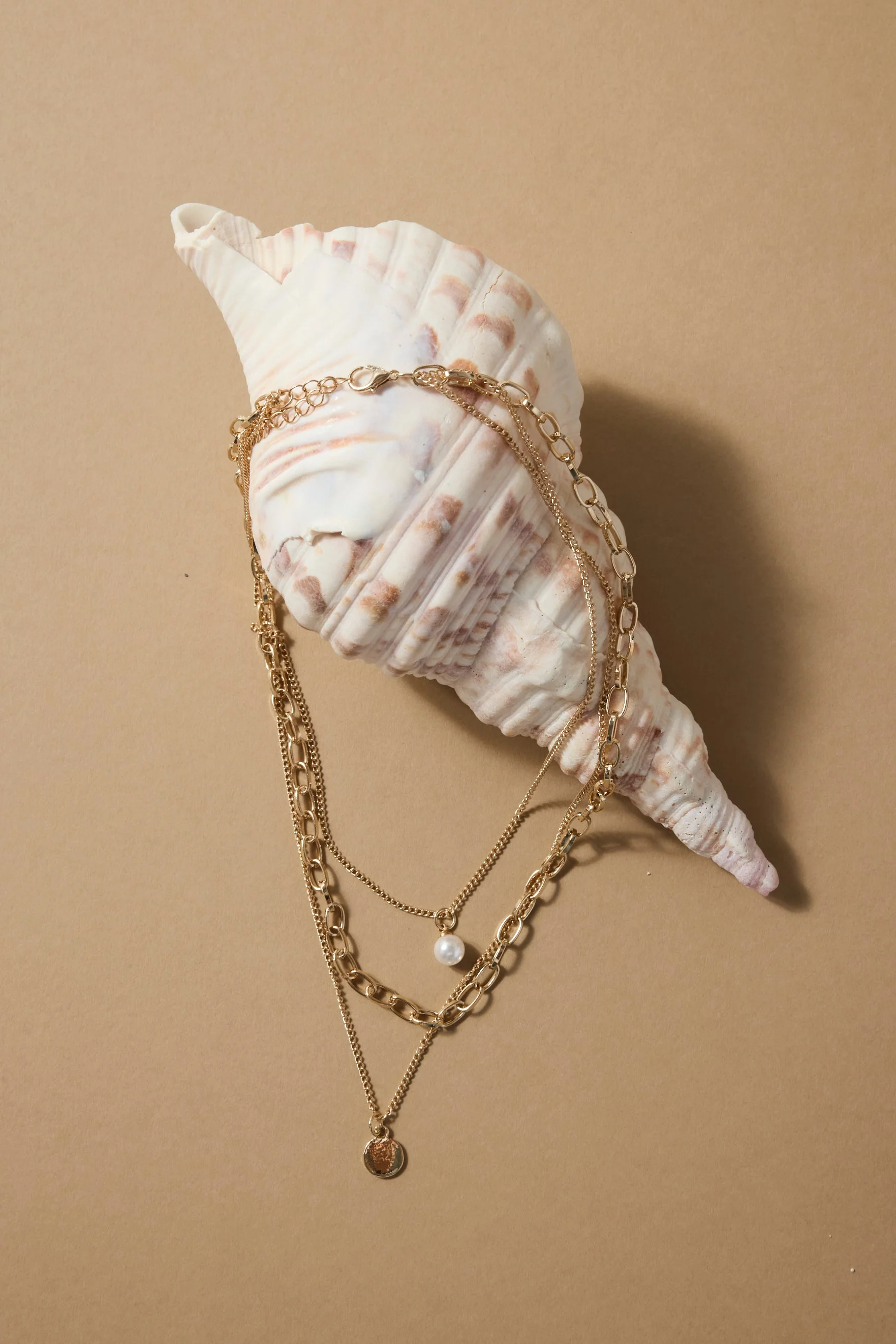 Paperclip + Pearl Triple Gold Chain Necklace - Image 2