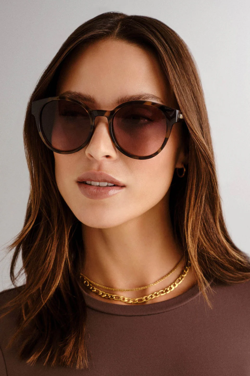 Paramount Round Milky Tort Brown Gradient Lens Sunglasses - Image 4