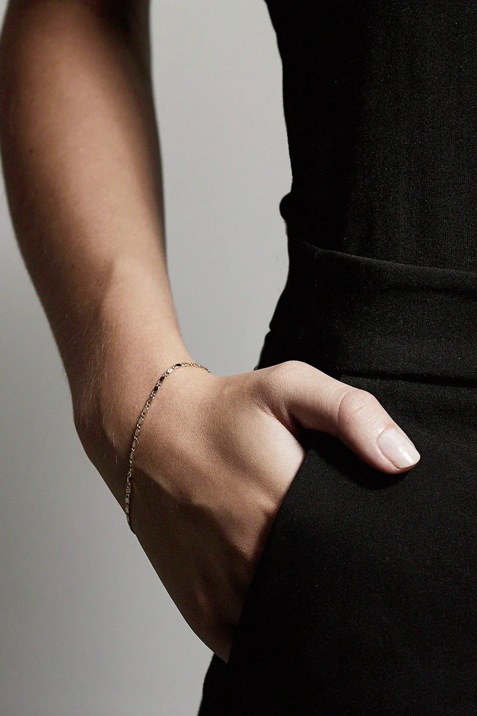Parisa Fine Gold Chain Bracelet - Image 2