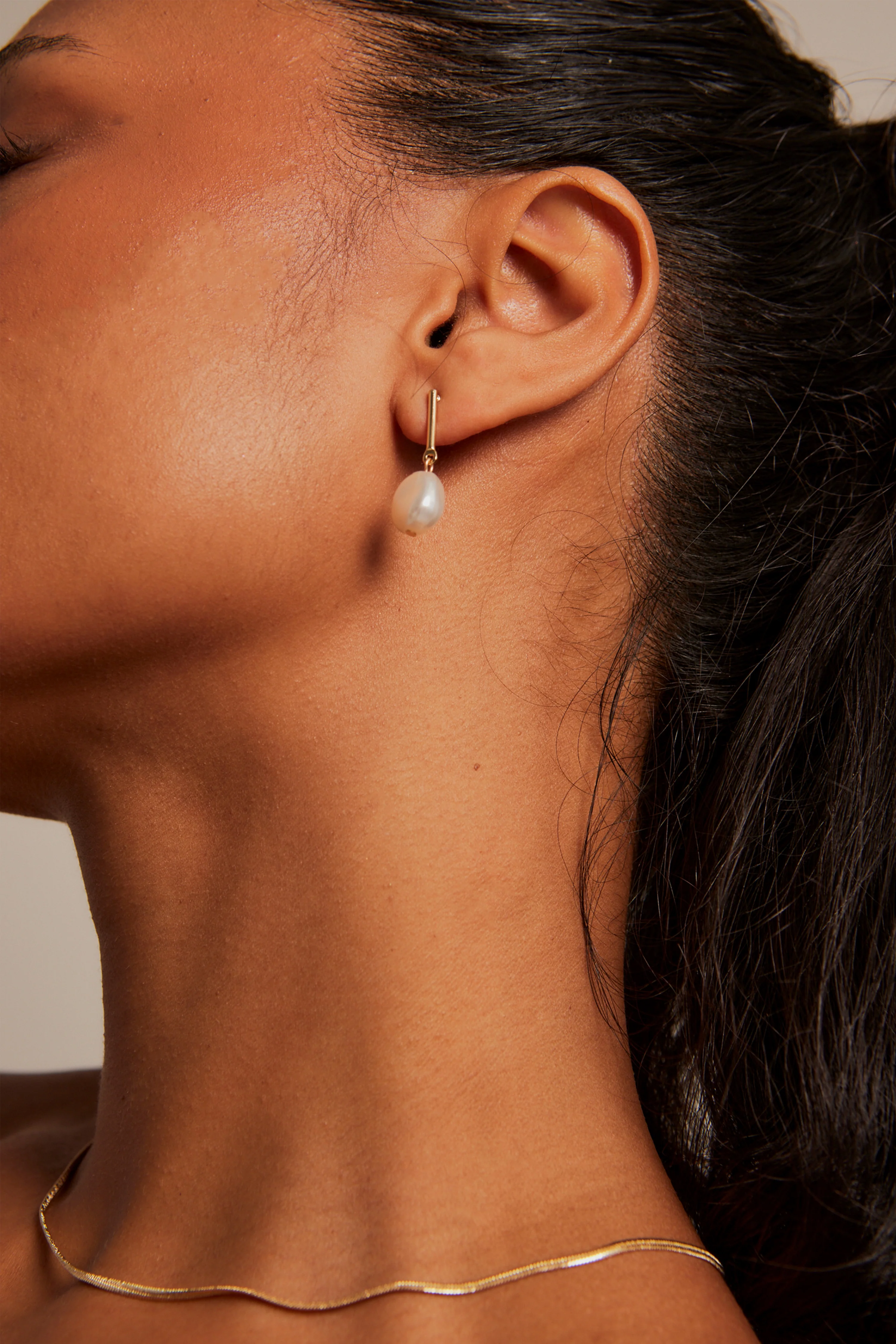 Pearl With Bar EOL Gold Earrings
