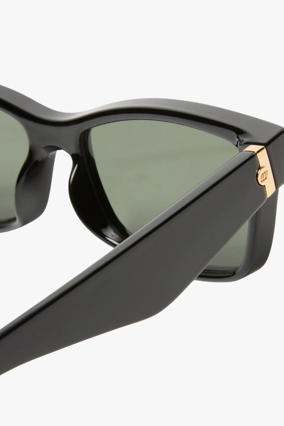 Plateaux BlackRectangle Khaki Mono Lens Sustain Sunglasses - Image 3